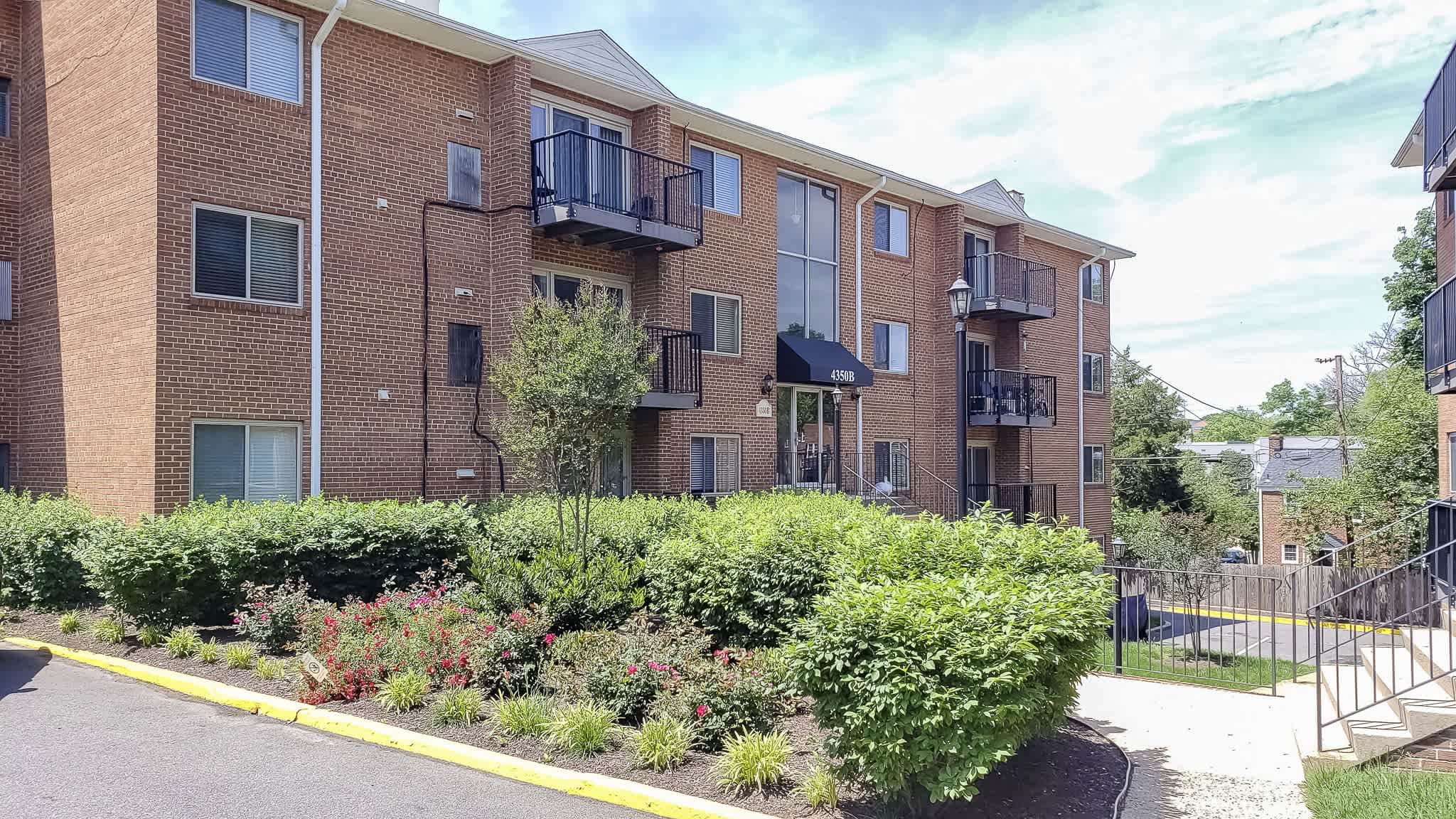 Waverly Village – photo 2