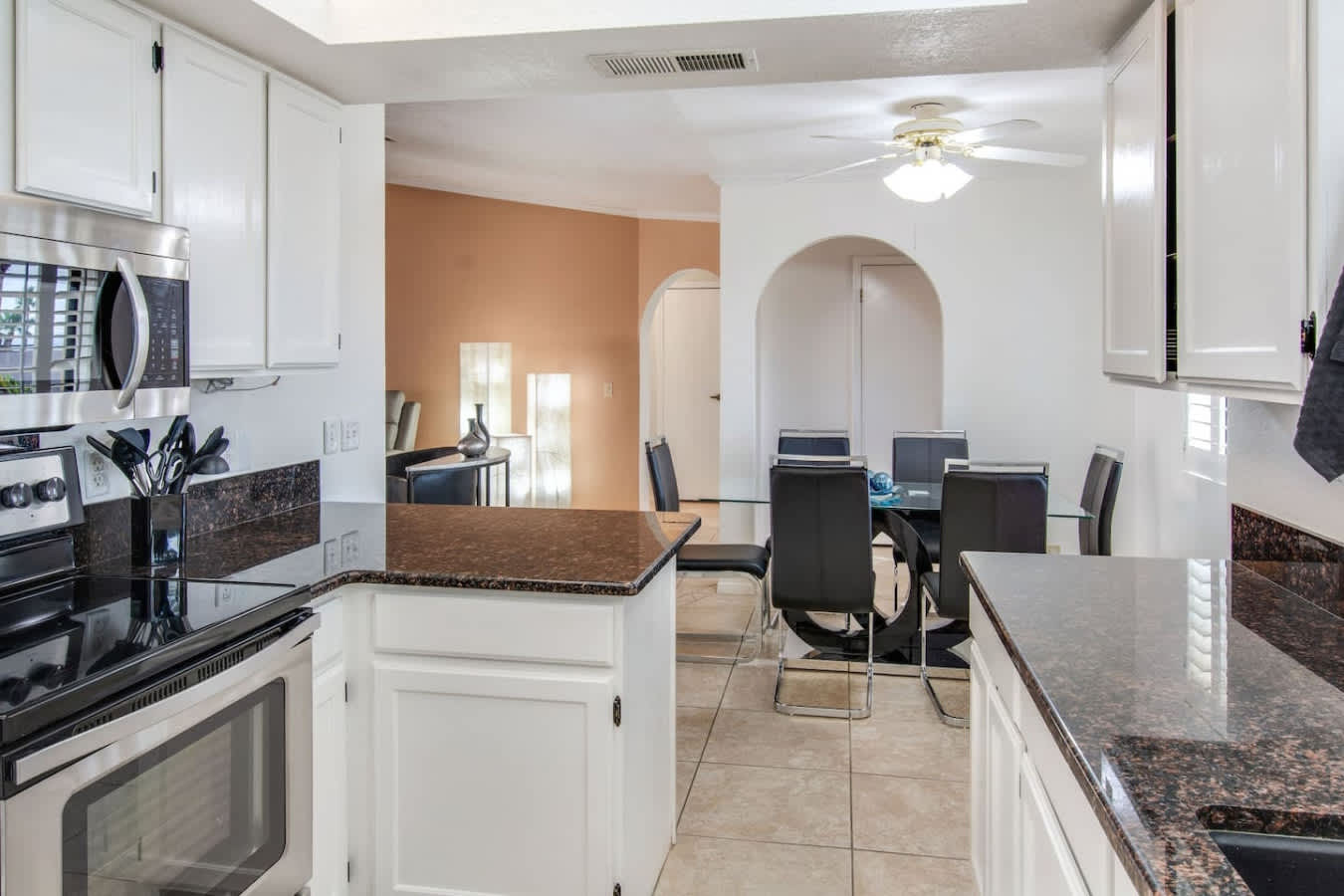212 Coral Dr – photo 2