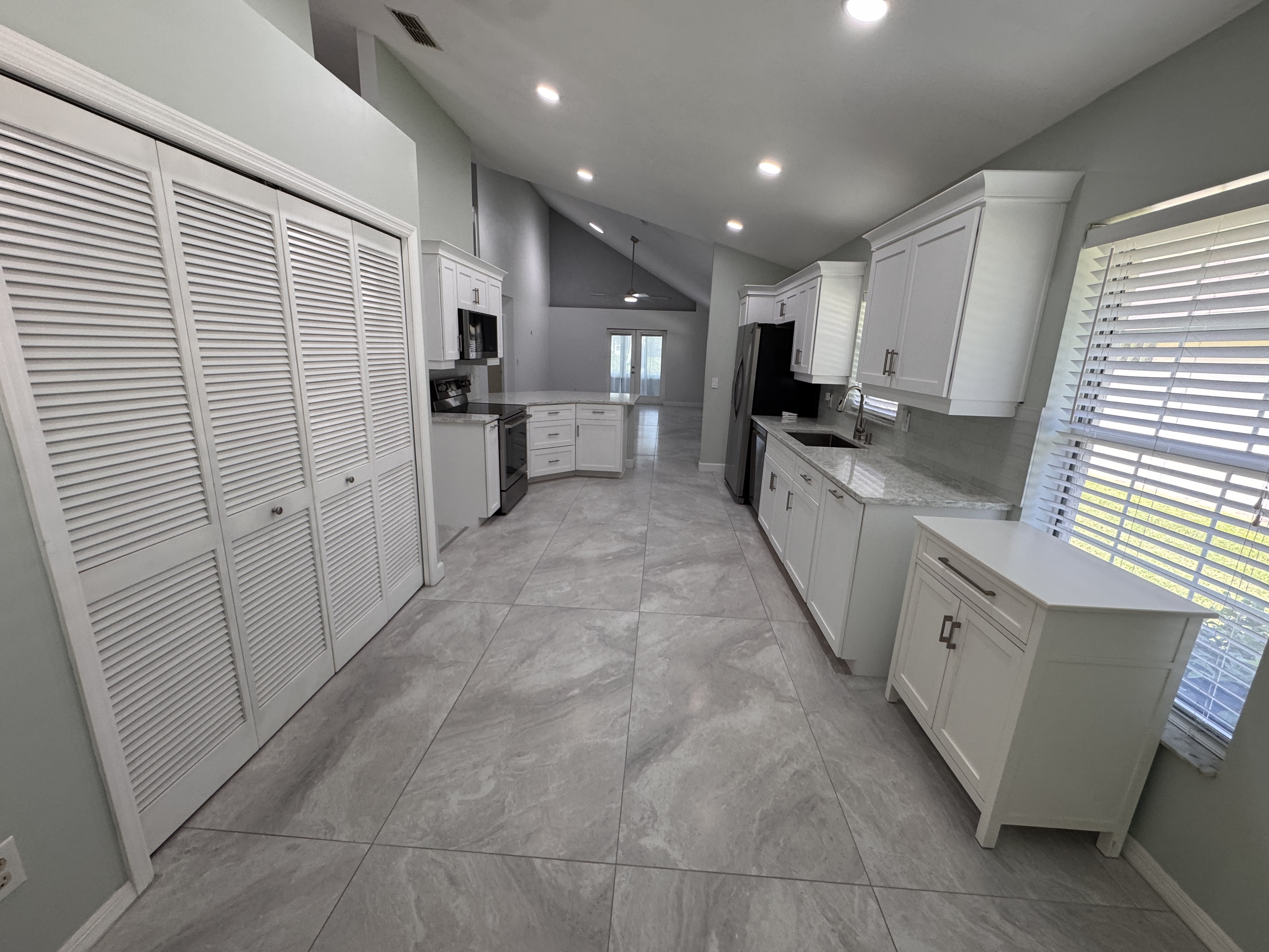 250 Braeburn Circle – photo 5