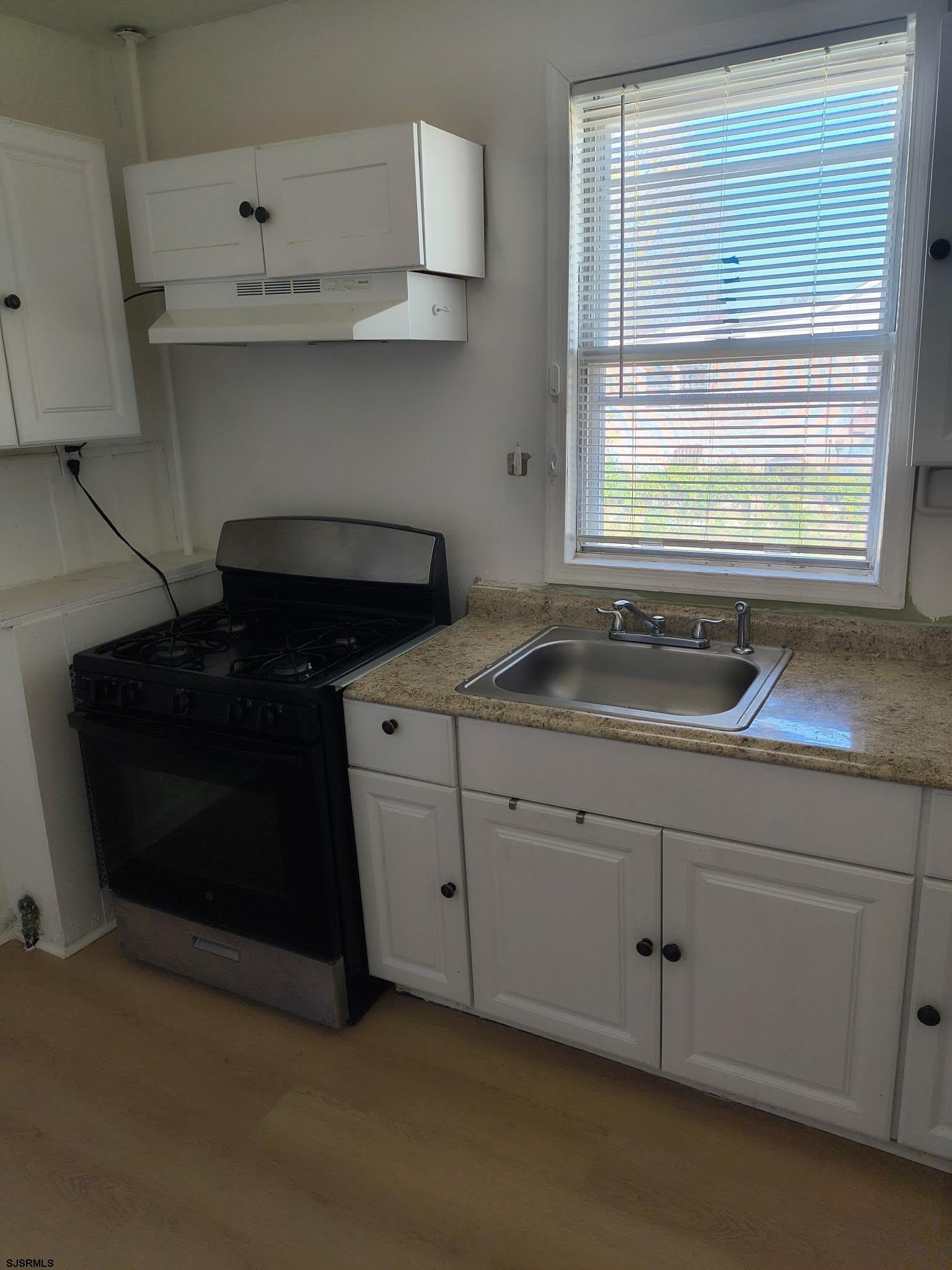 1523 N Arkansas Ave – photo 5