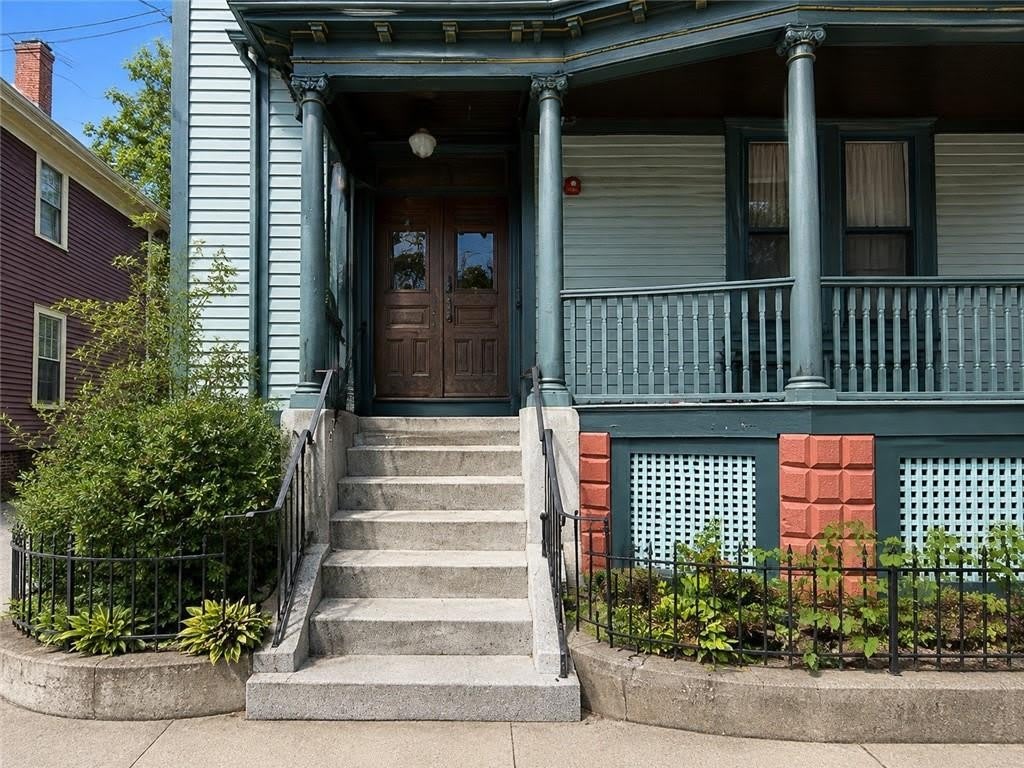 89 Oak Street – photo 2