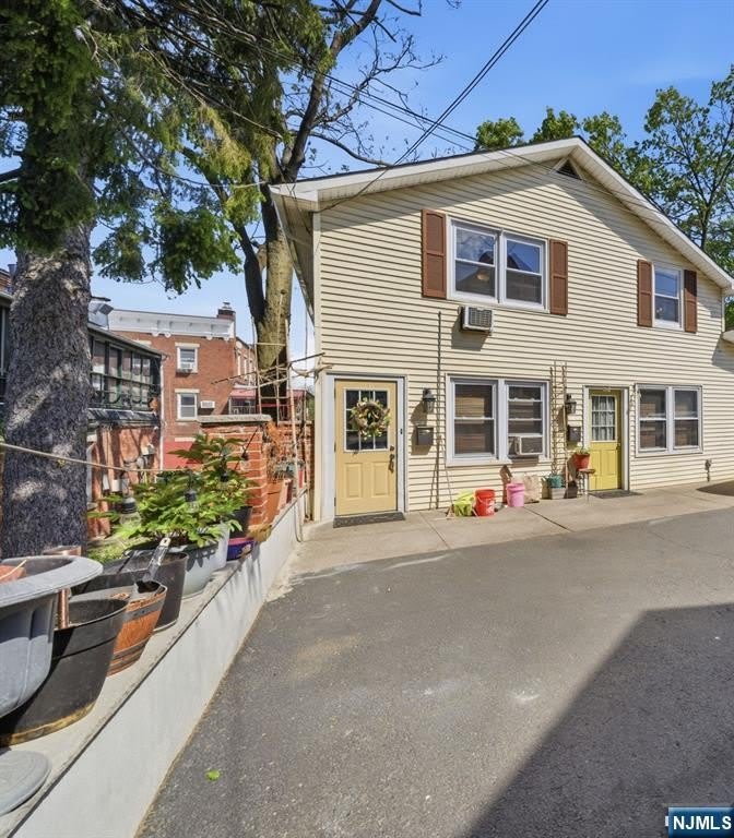 386 Kinderkamack Road – photo 1