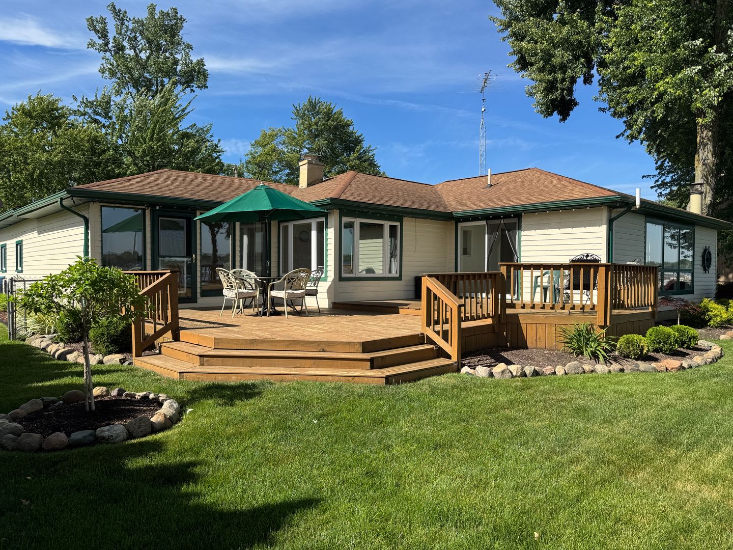 Lake Ponemah Home – photo 2
