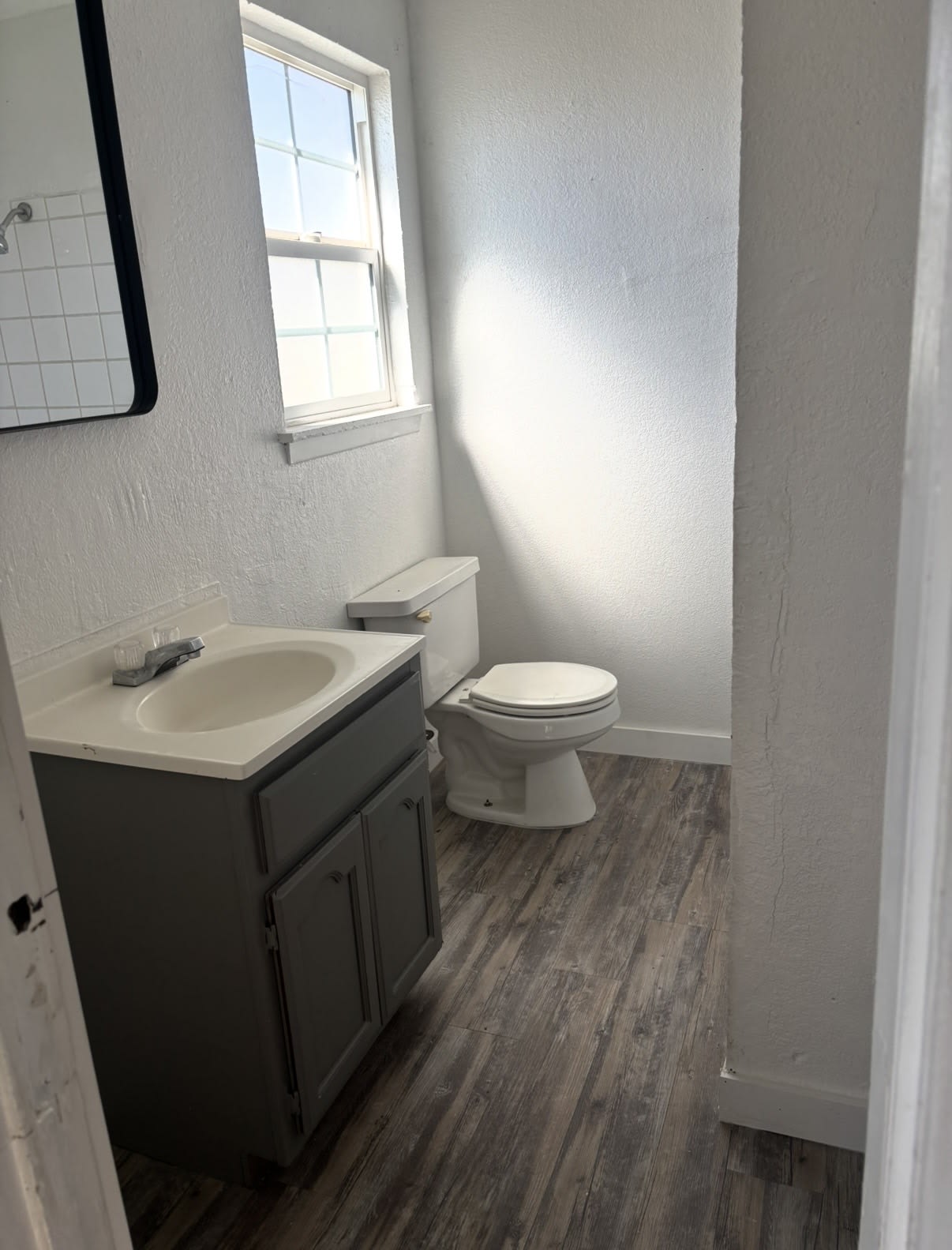 California Apartments – photo 4