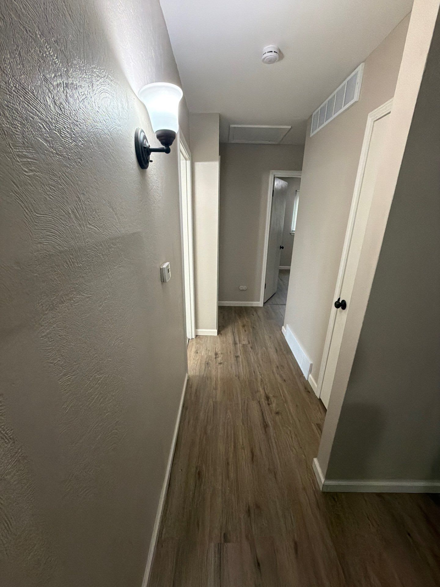 1239 Congress Ave – photo 3