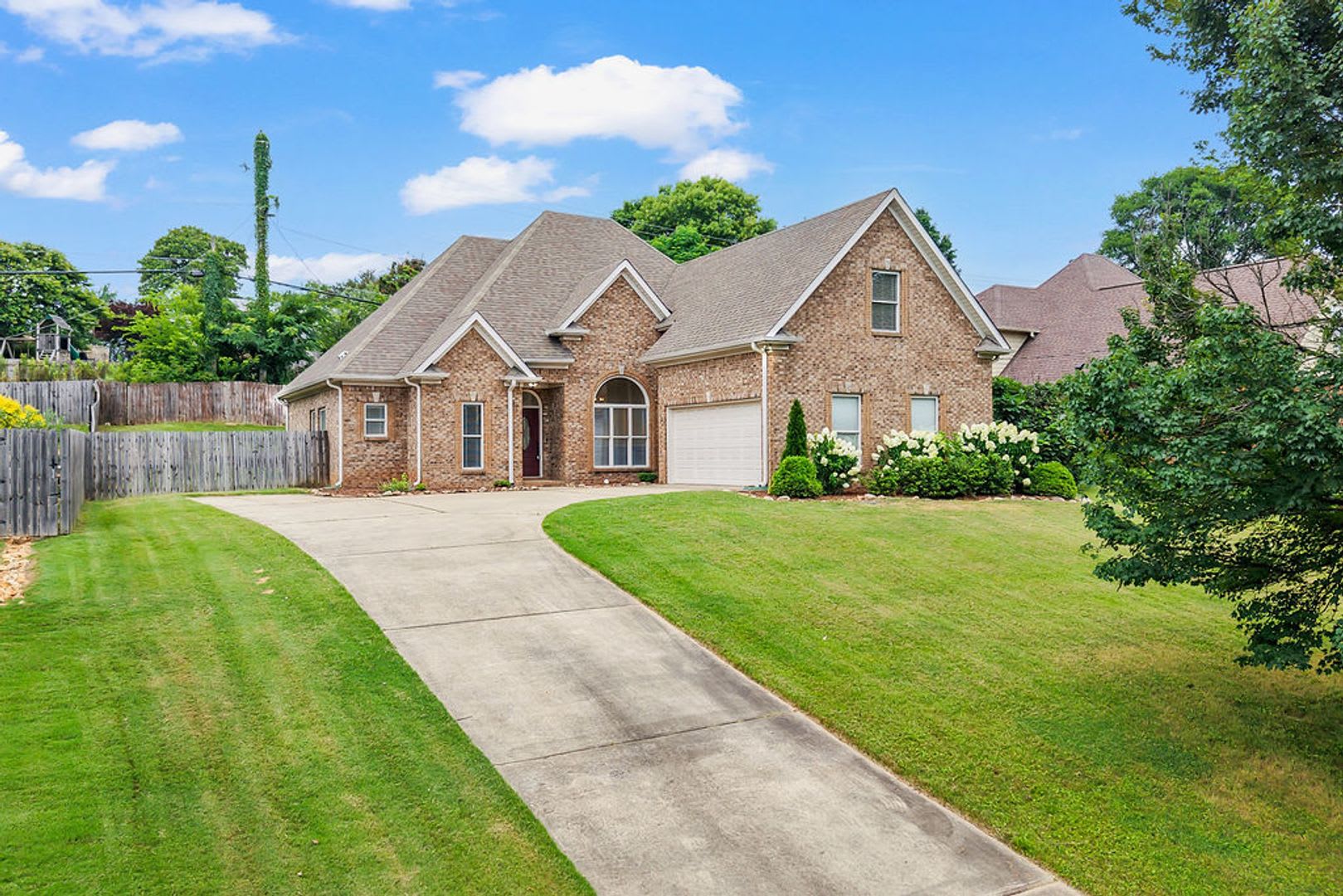 Size and Space in Beautiful Bluff Park – photo 2