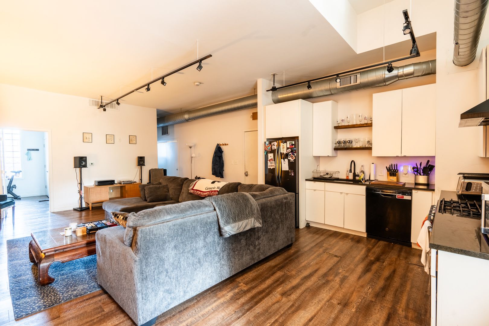 Must See 2 Bedroom In Lawrenceville Available Soon – photo 4