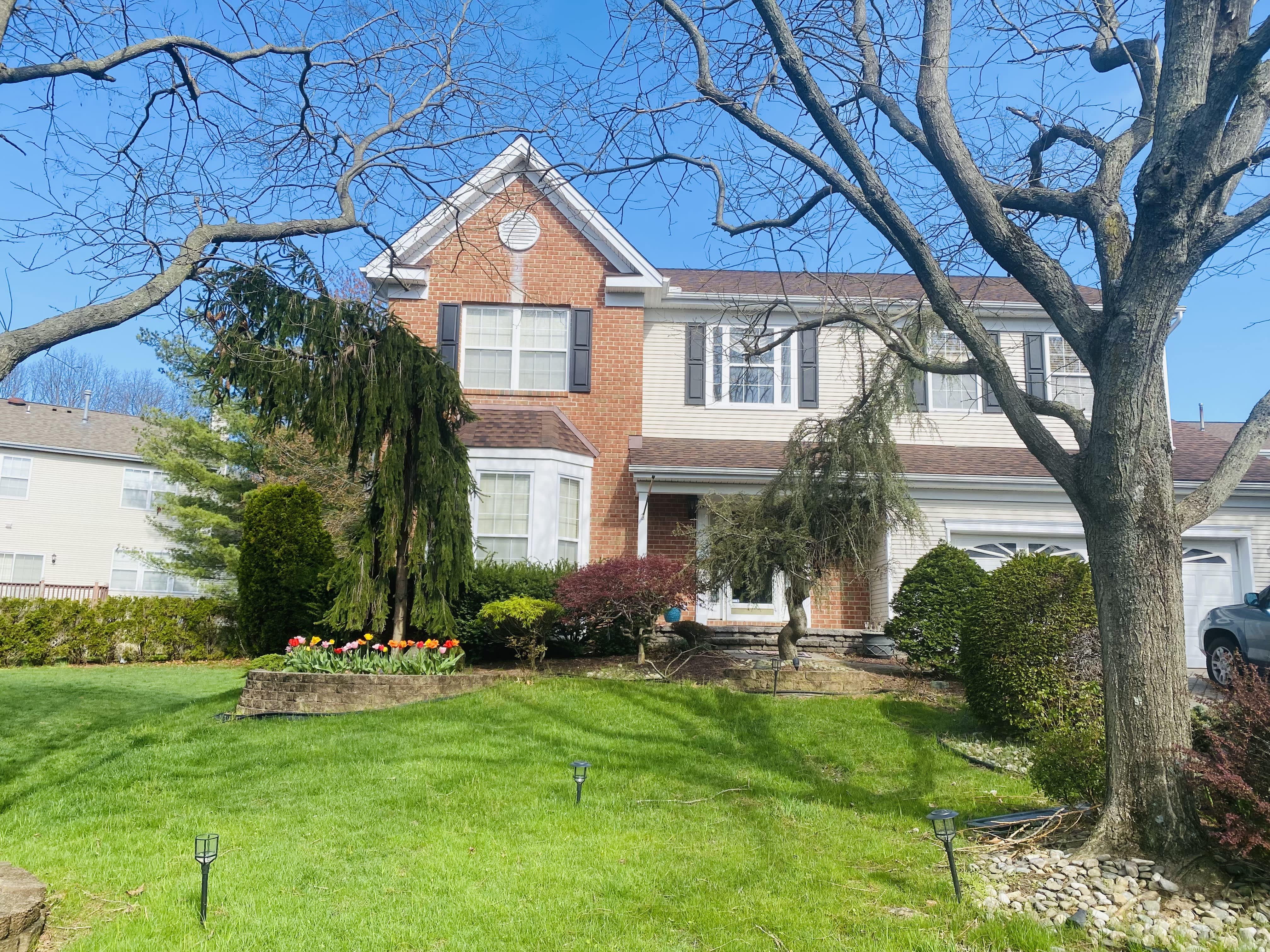 19 Hyde Park Drive – photo 1