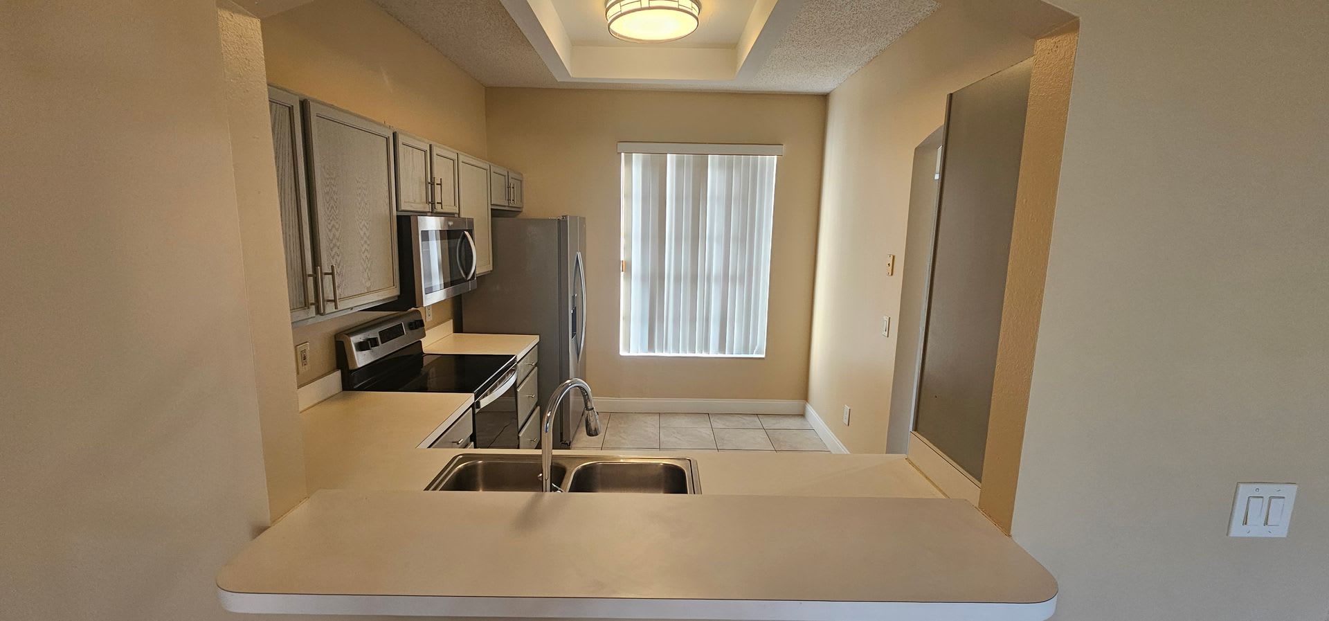 3 BEDROOM / 2 BATH – photo 4