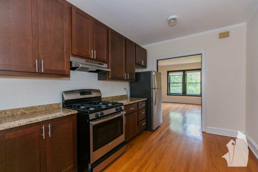 4604 North Winchester Ave. – photo 3
