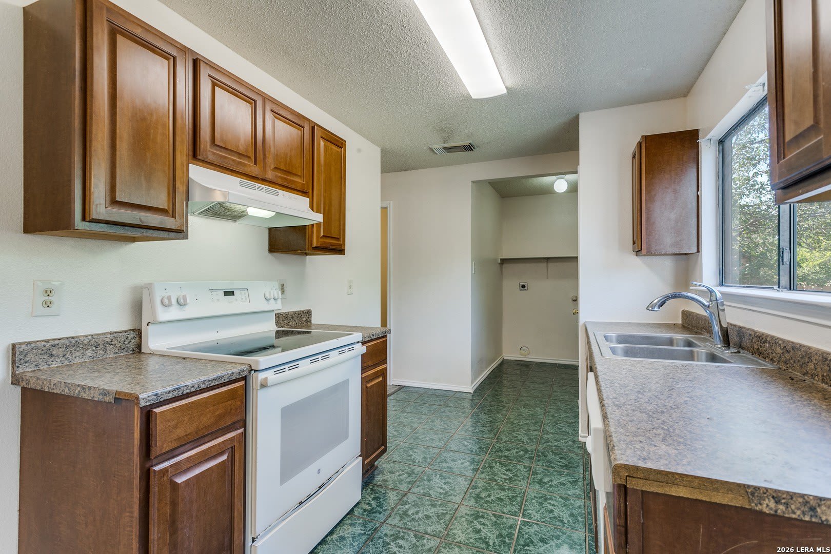 6019 LYNDELL SPGS – photo 4