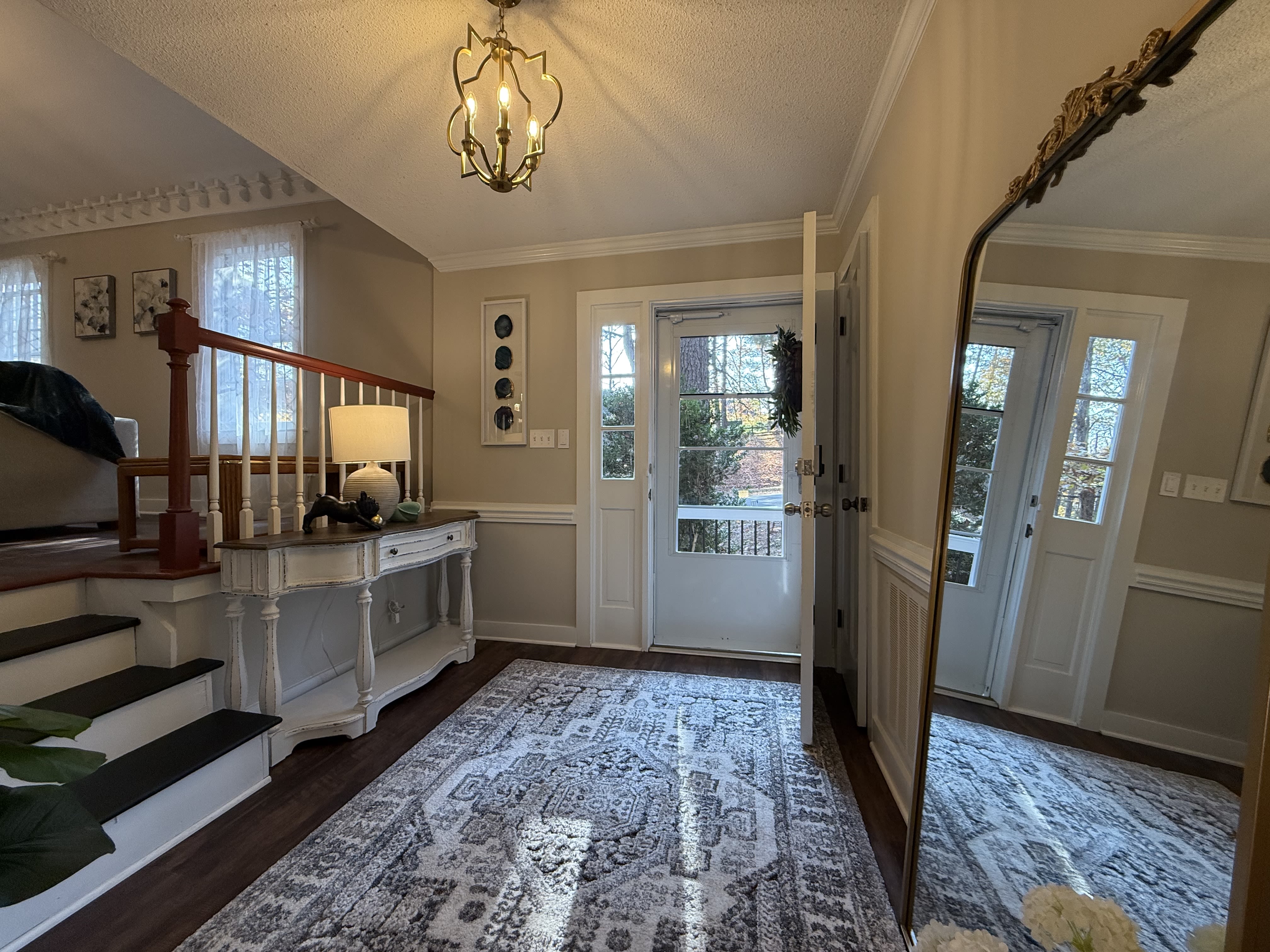 505 Westbrook Dr – photo 3