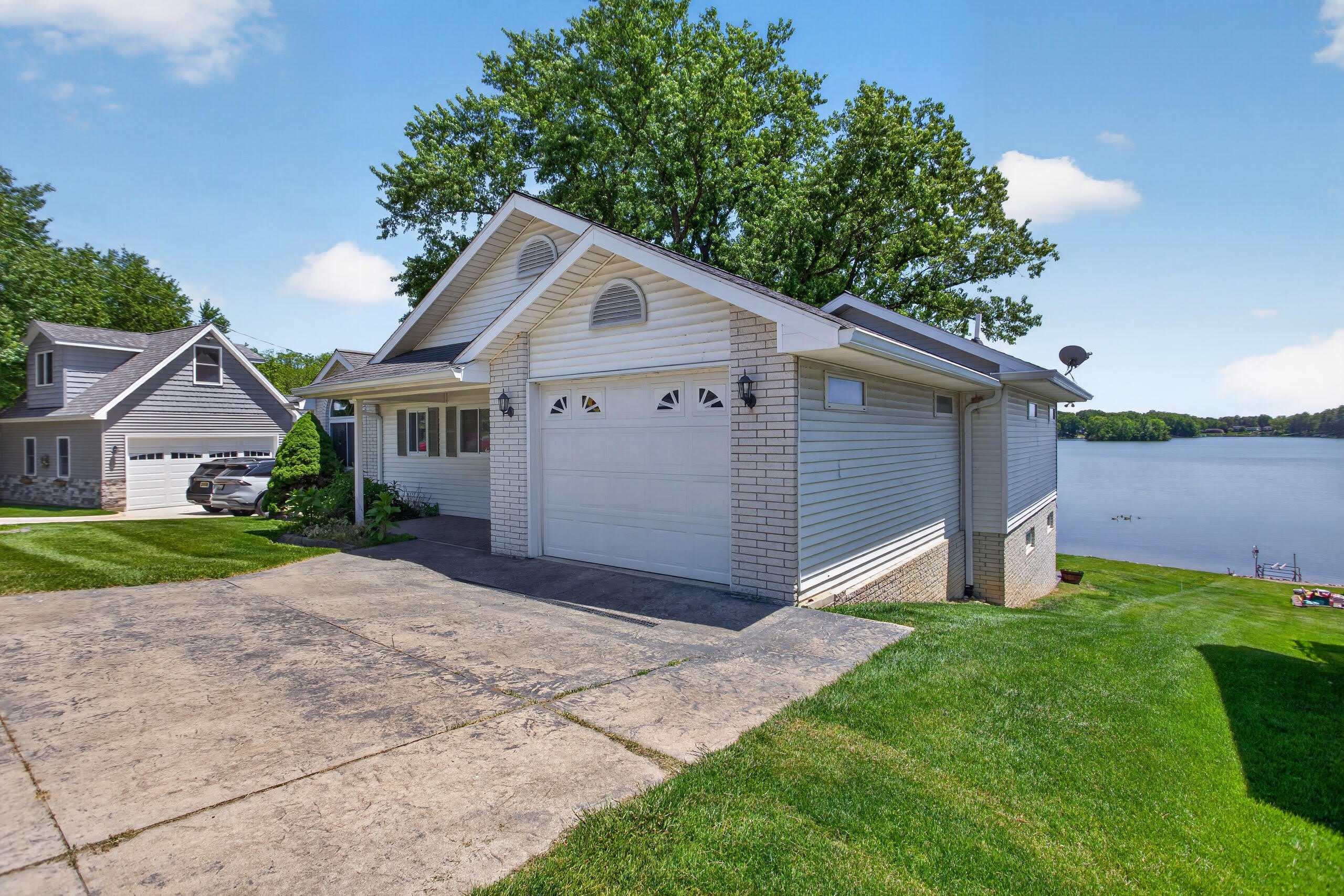 11939 Greenbriar Drive – photo 3