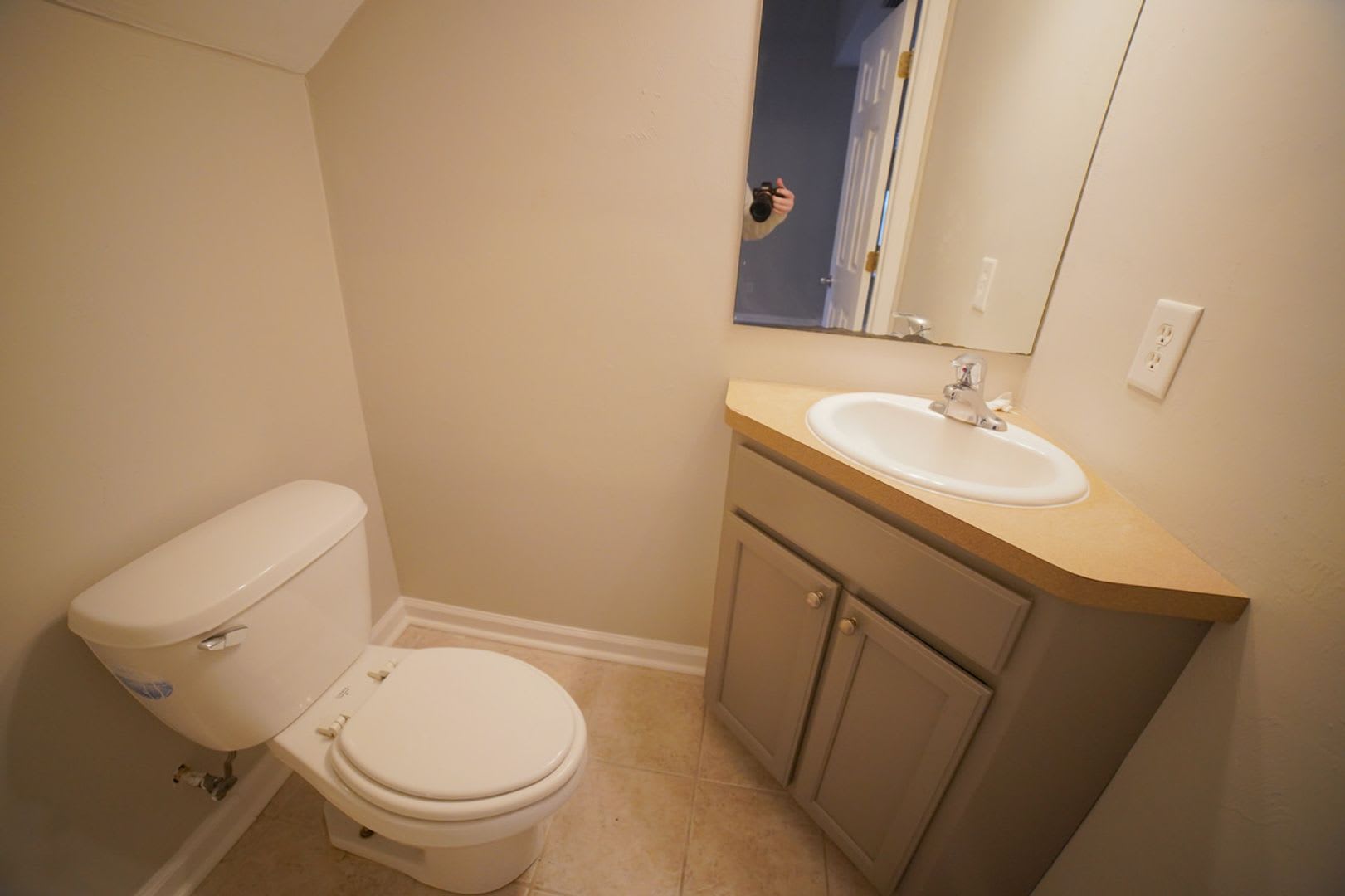 3 Bed 3 5 Bath Townhome In Nw – photo 5