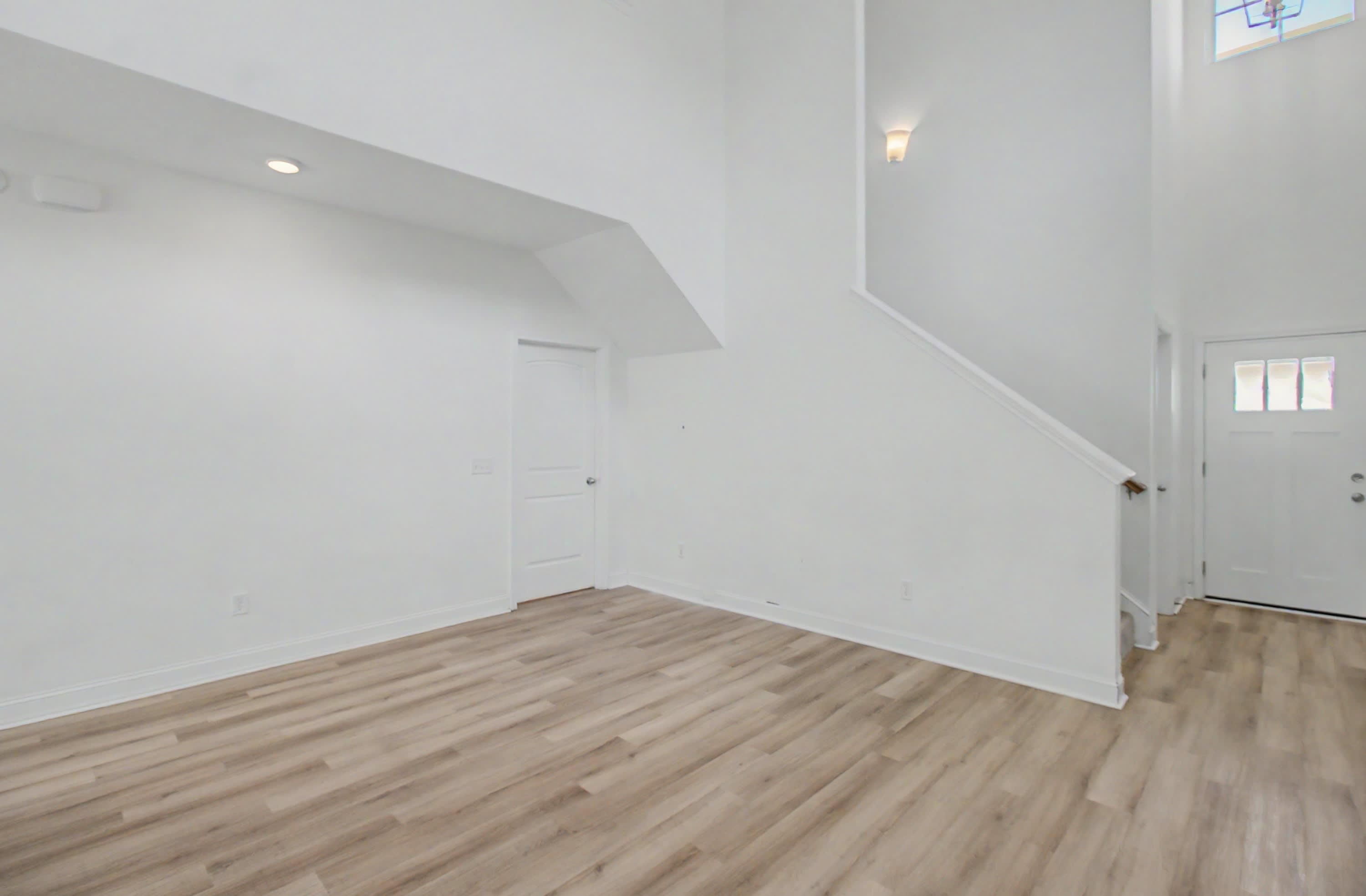 881 Grayson Avenue – photo 5