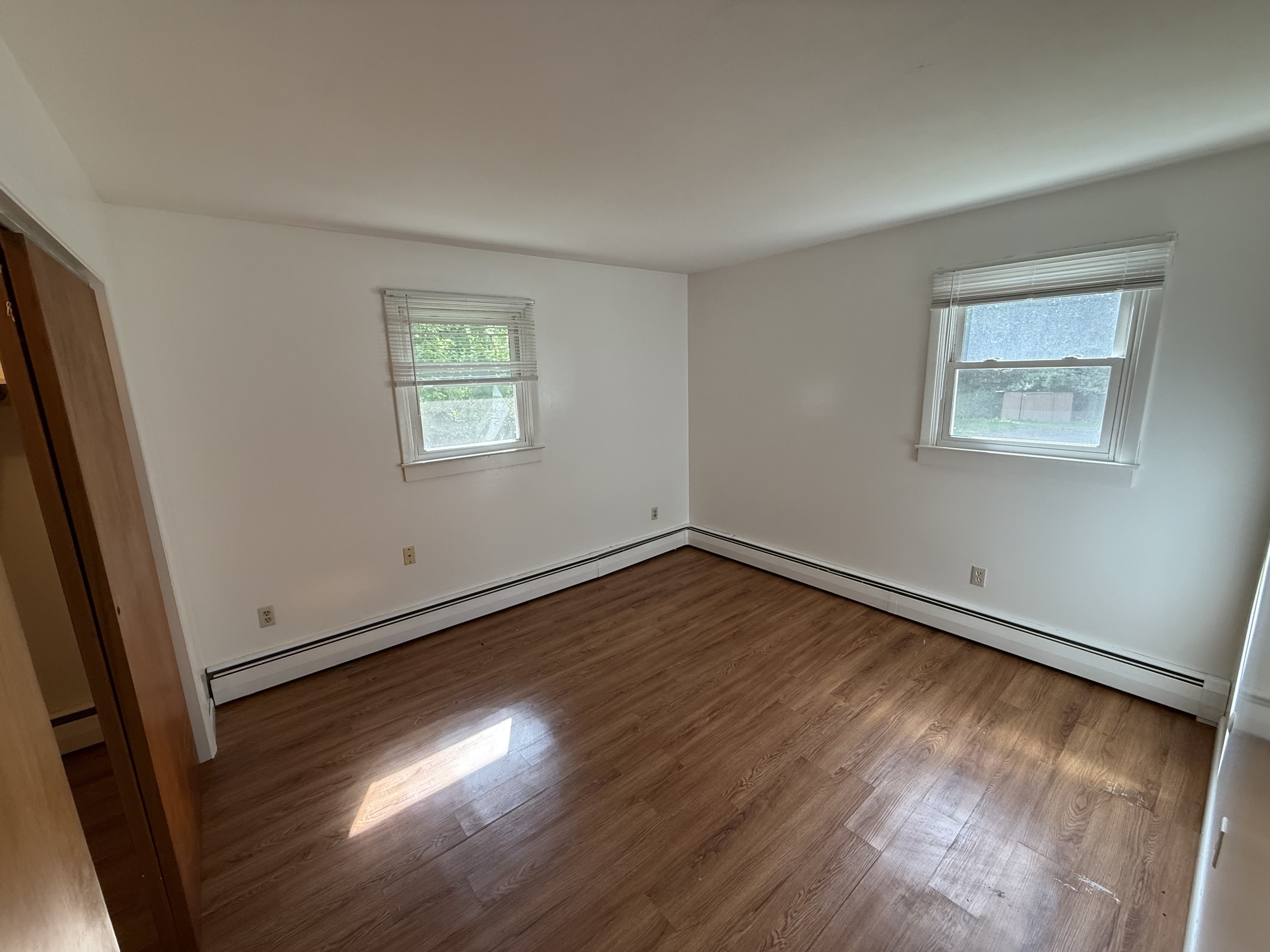 158 INDIAN CREEK RD APT 2 – photo 5
