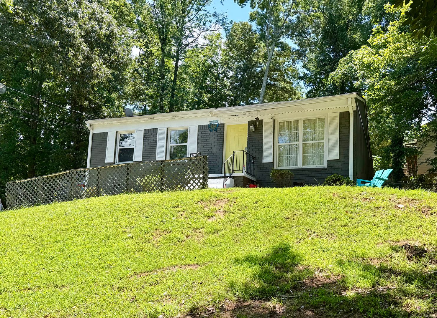 Cute House, Fenced Yard in in Thomasville Heights – photo 1