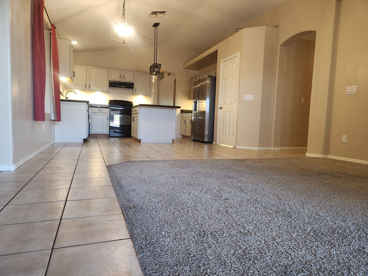Spacious Home with Mountain views Near Downtown – photo 5