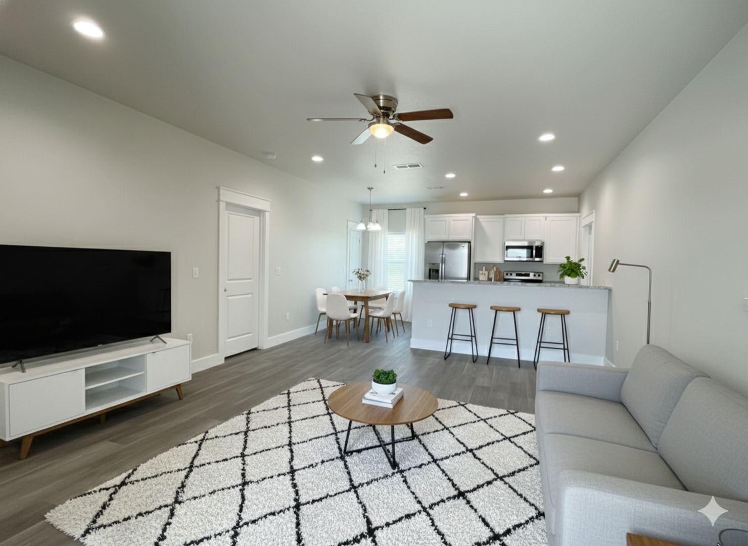 Beautiful home in a quiet community – photo 2