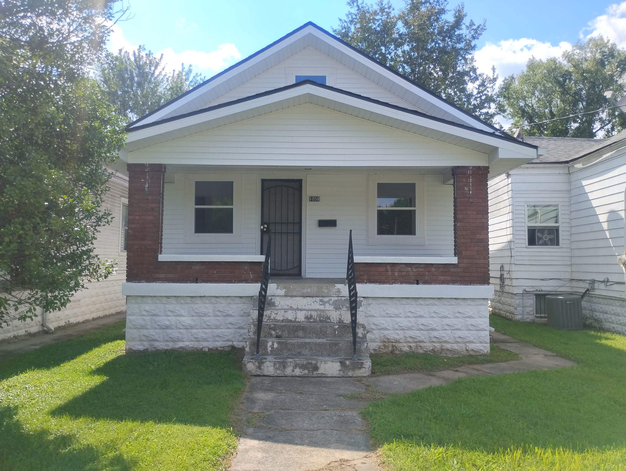 1058 Cecil Avenue – photo 1