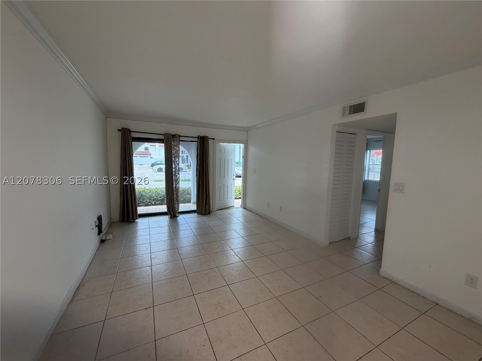 18226 S Mediterranean Blvd – photo 4