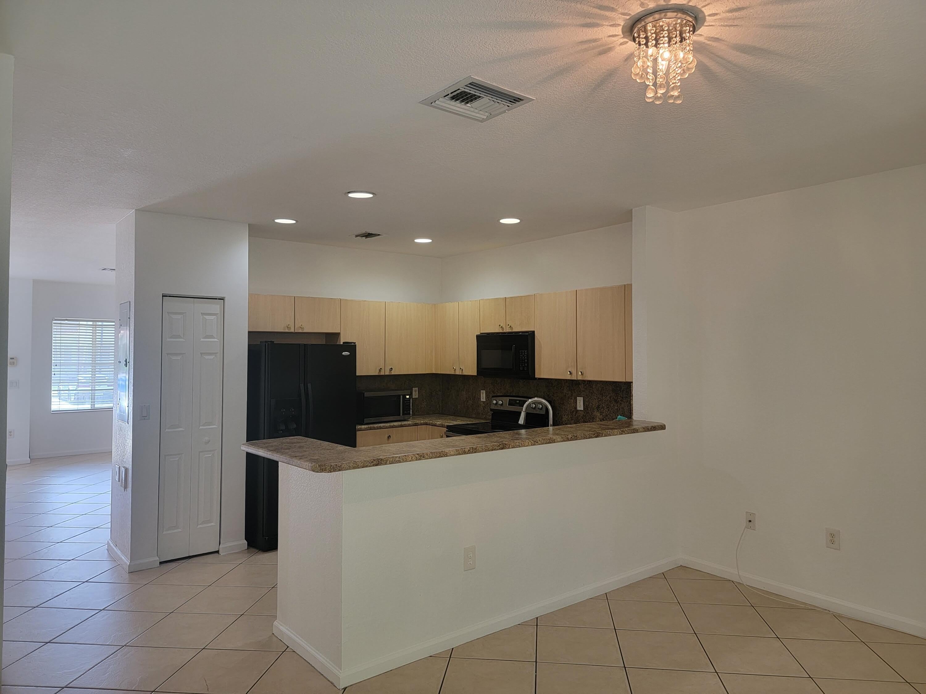 2603 SW 82ND Avenue – photo 2