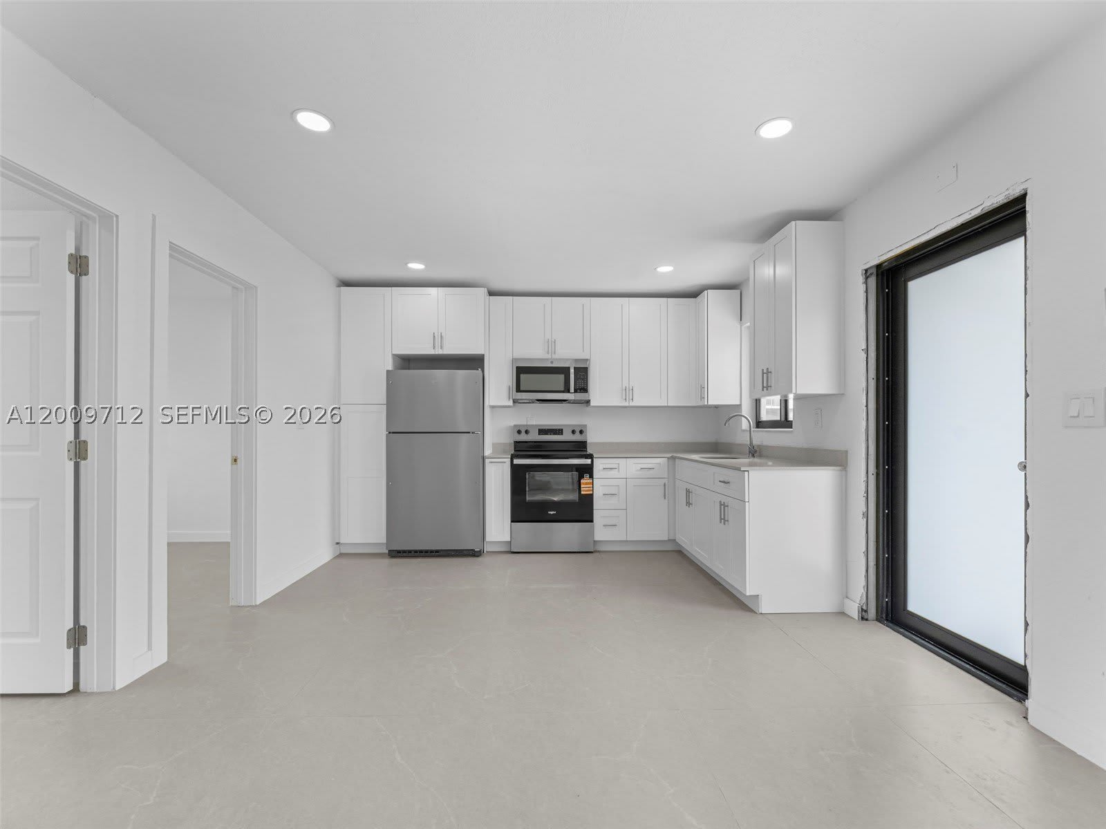 1368 W 29th St – photo 4