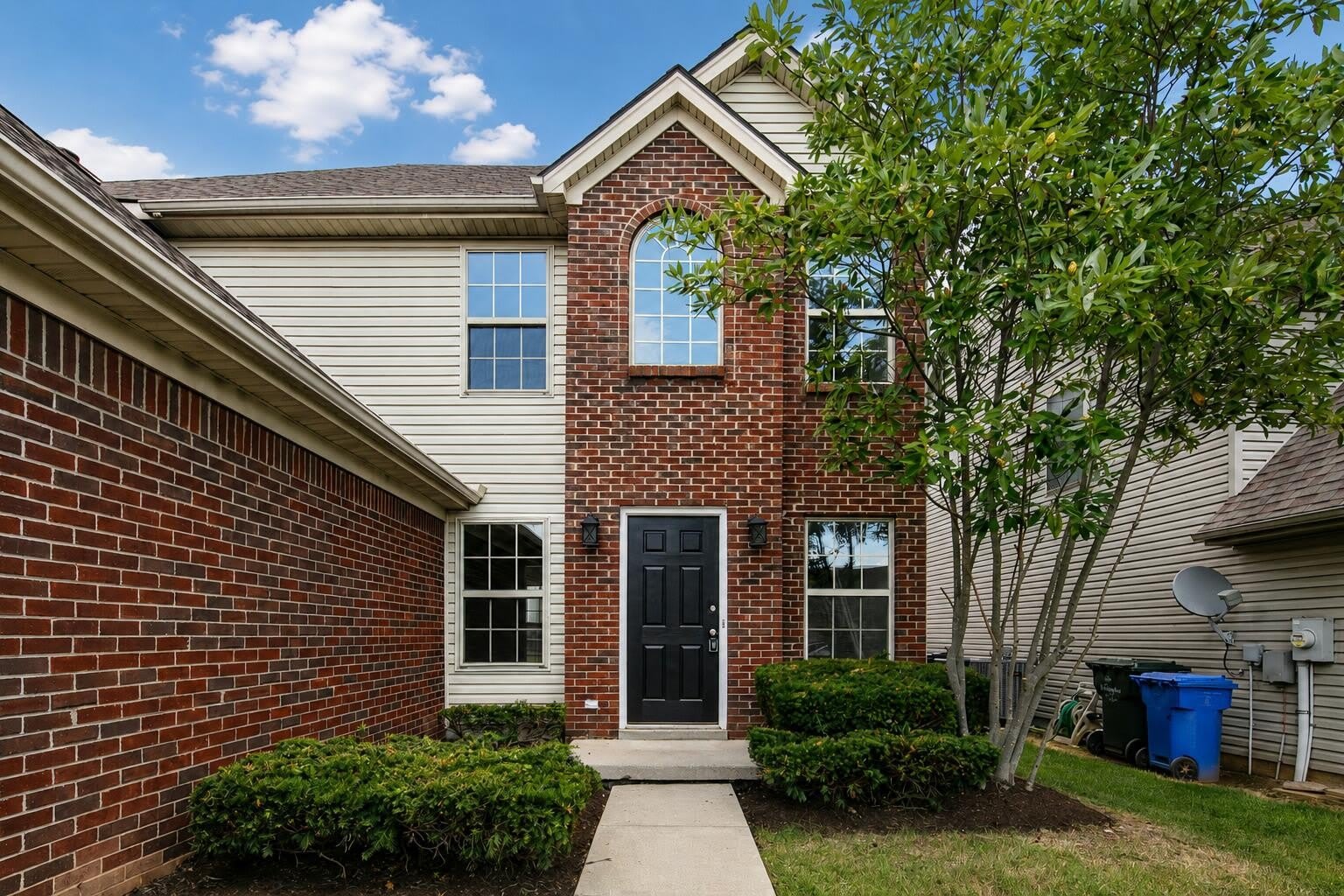 565 Wellington Gardens Drive – photo 3