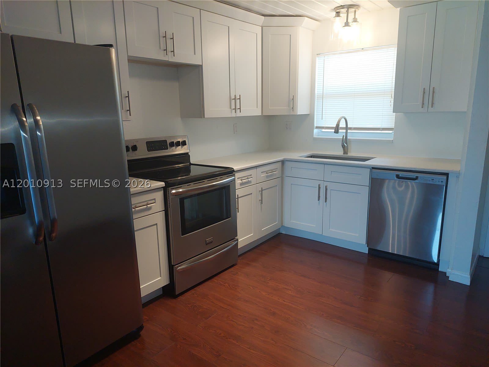 1617 Se 15Th St – photo 4