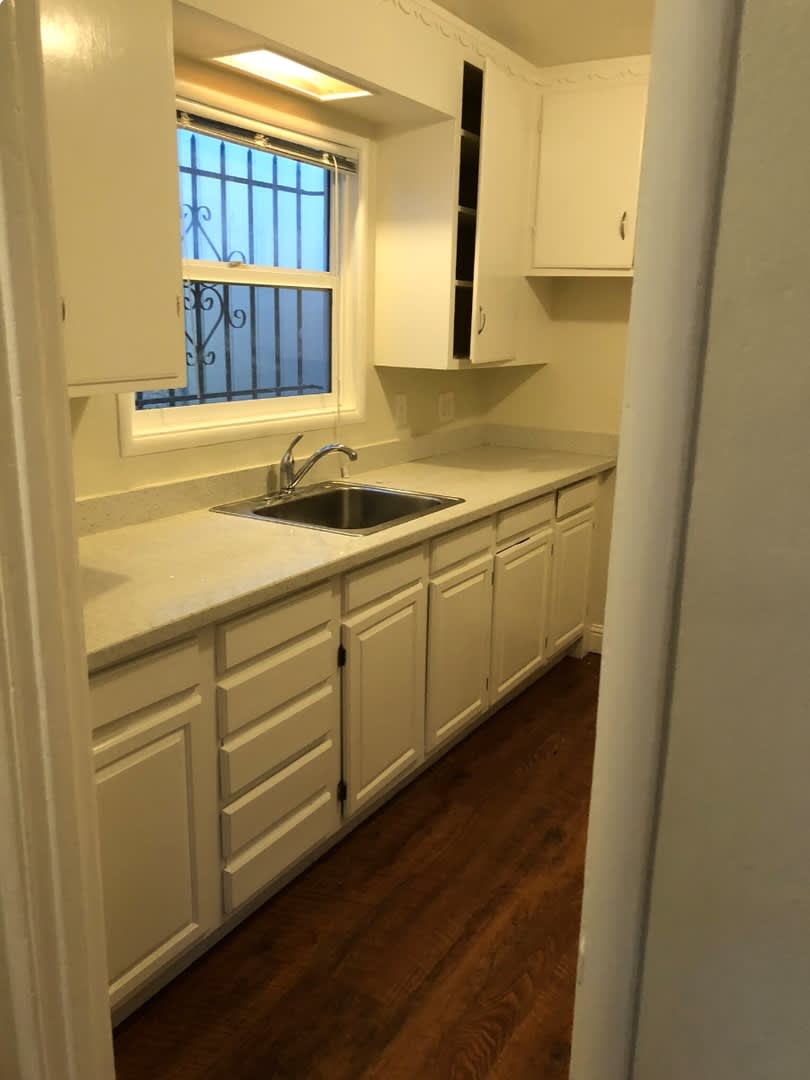 2 Bed 1 Bath House In Oakland – photo 5