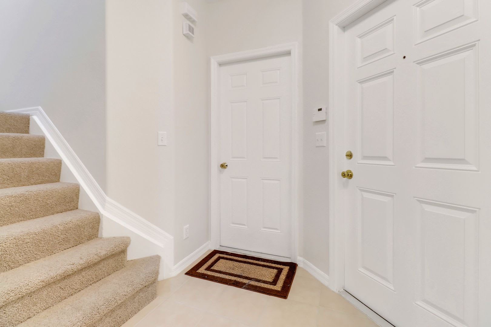 2 bedroom 2.5 bathroom Townhome in Cypress Landing – photo 4