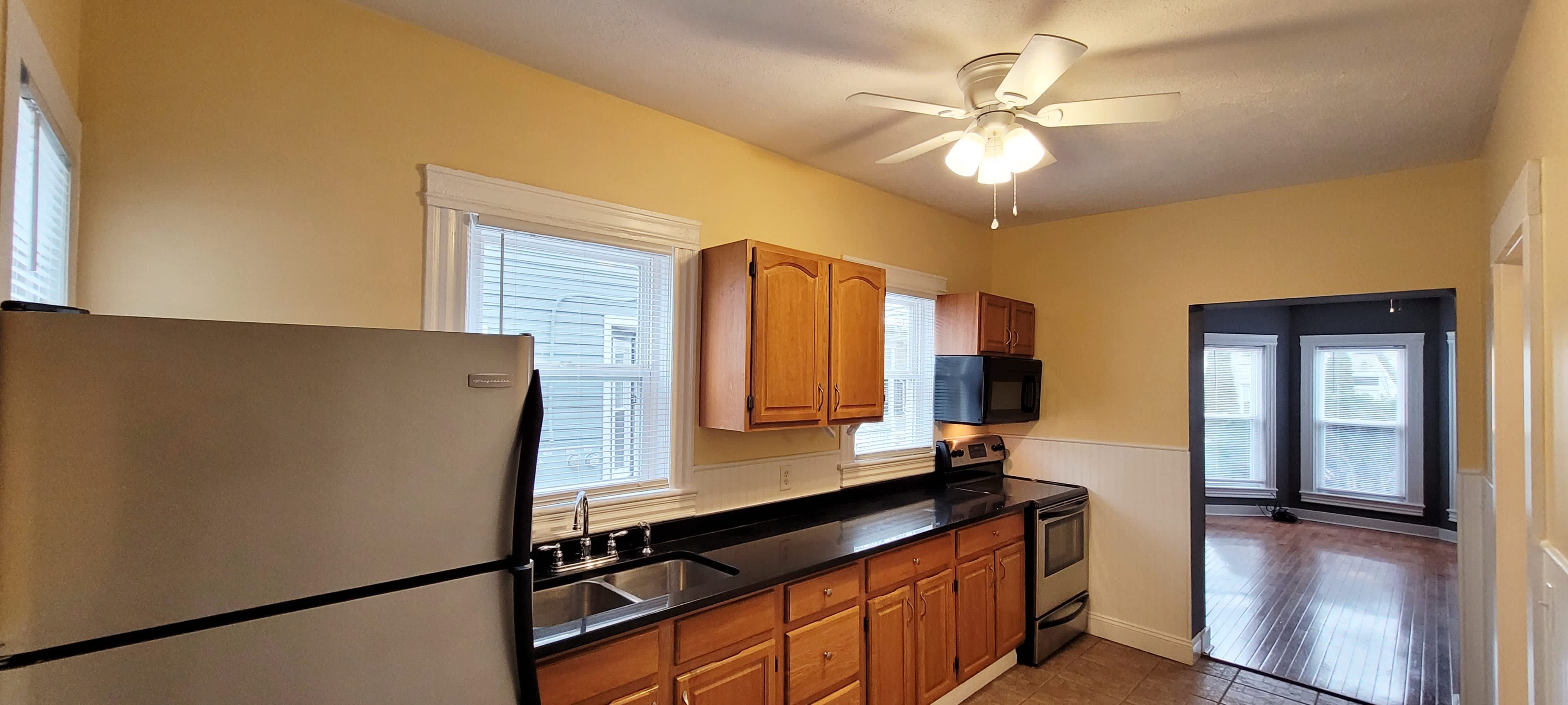 371 W 1st St – photo 5