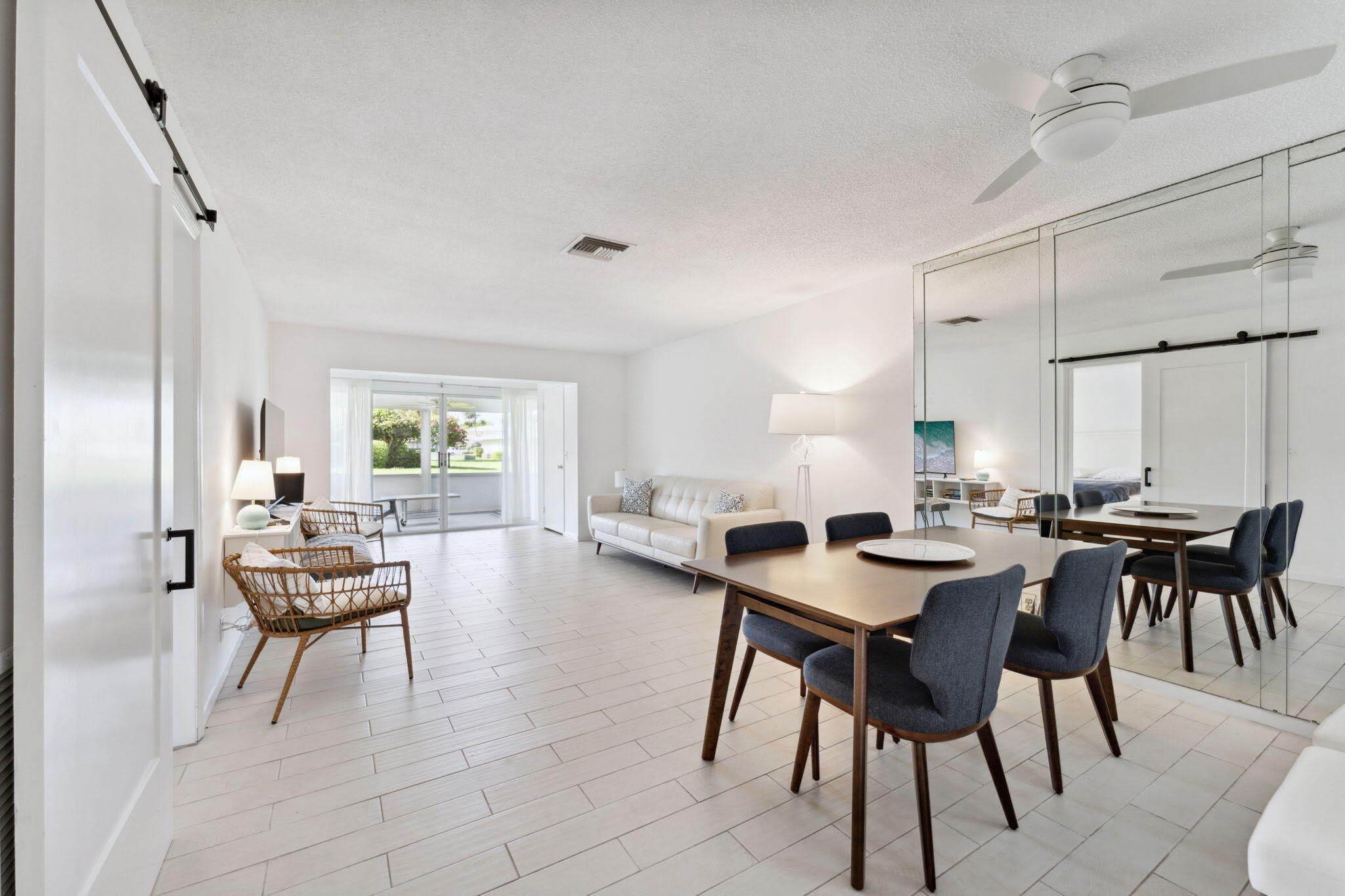 1120 Cactus Terrace – photo 3