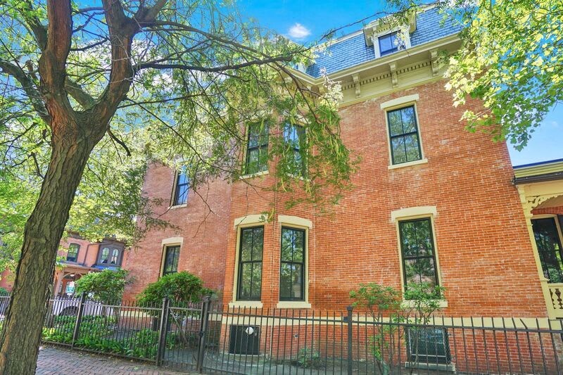 52 Mattoon St – photo 4