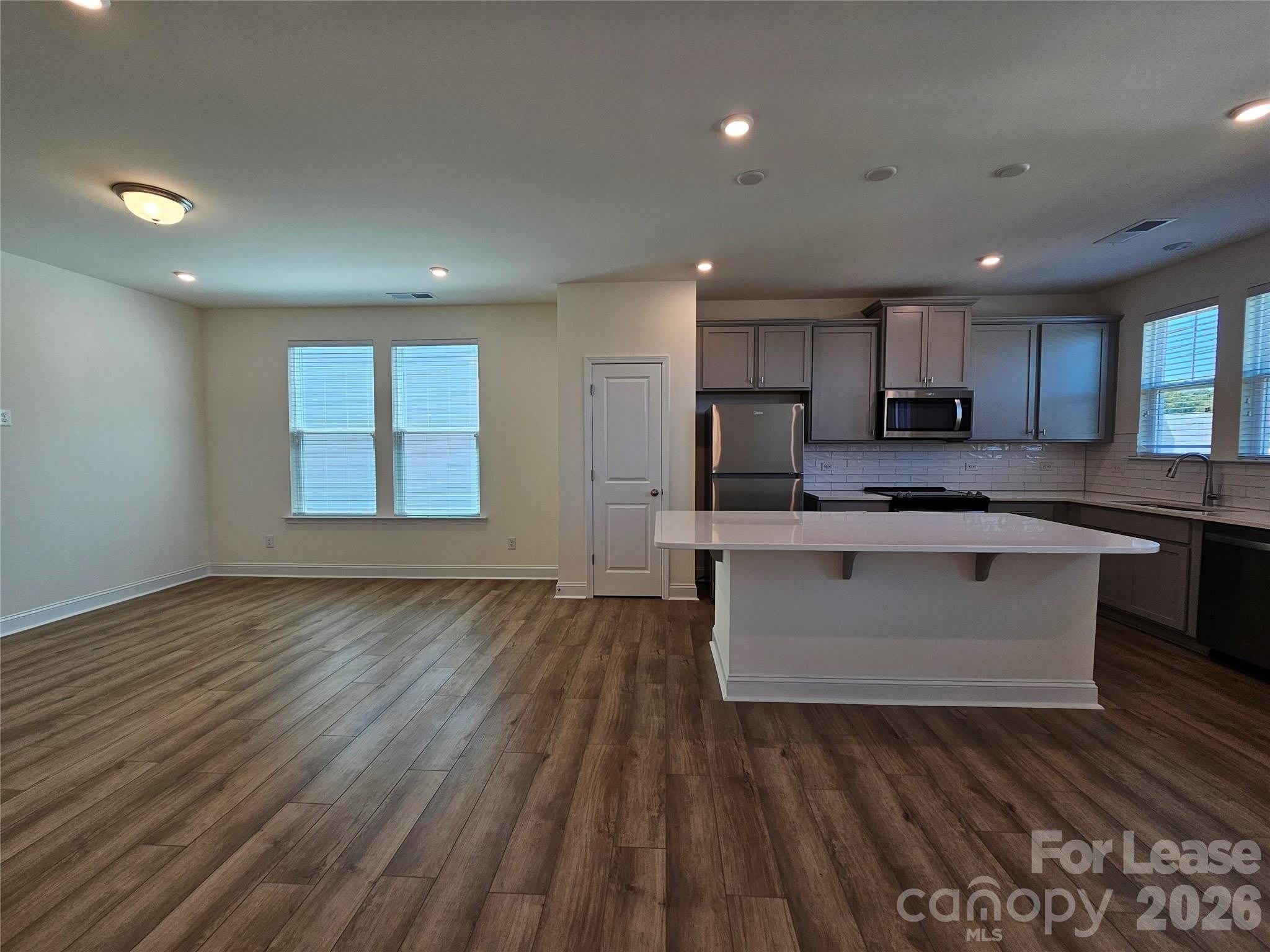 1027 South Point Road – photo 3