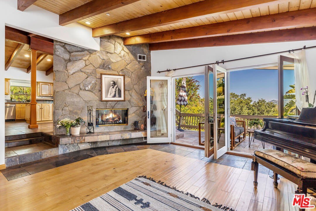 2716 Halsey Rd – photo 4
