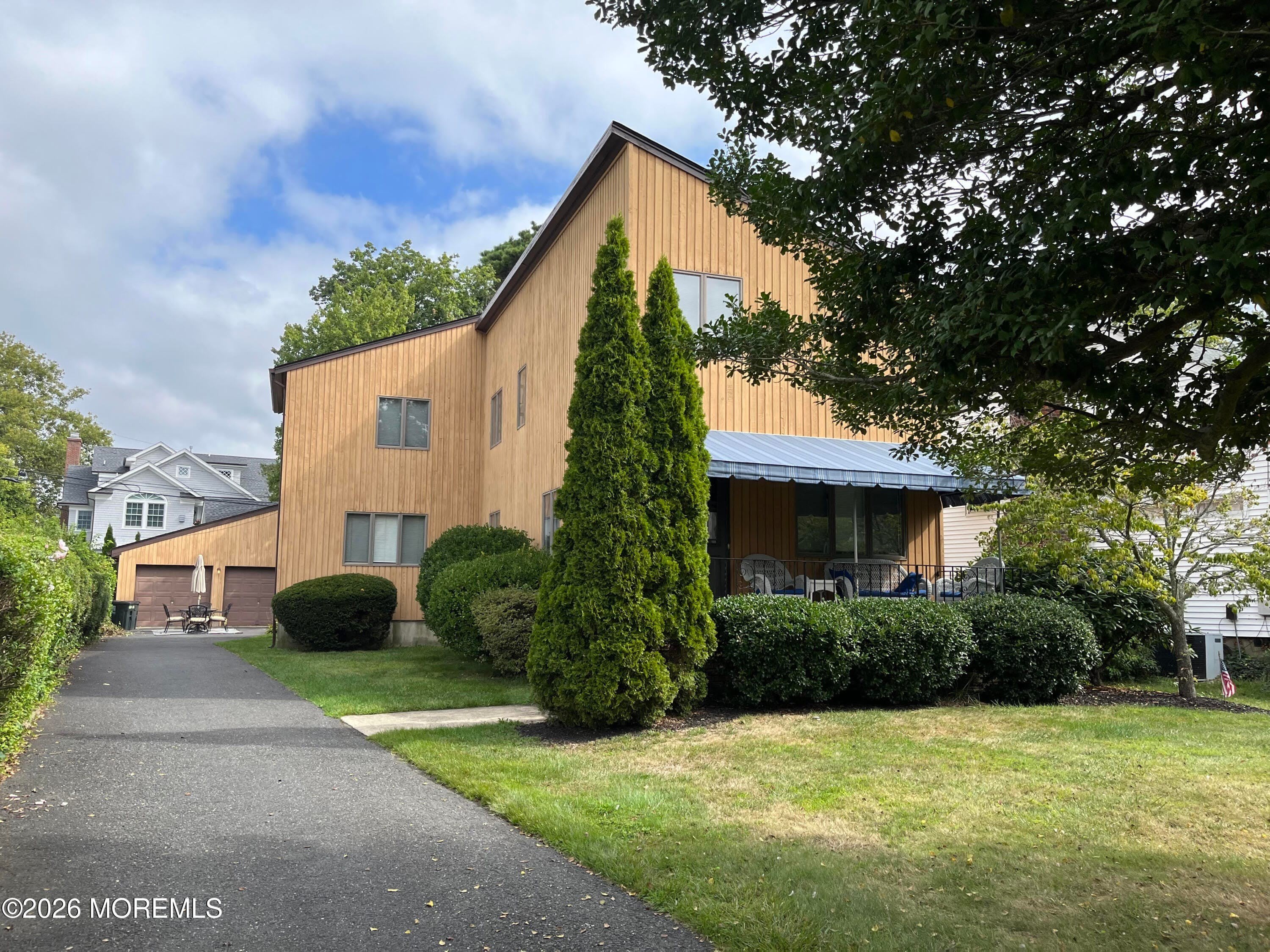 416 Salem Avenue – photo 1