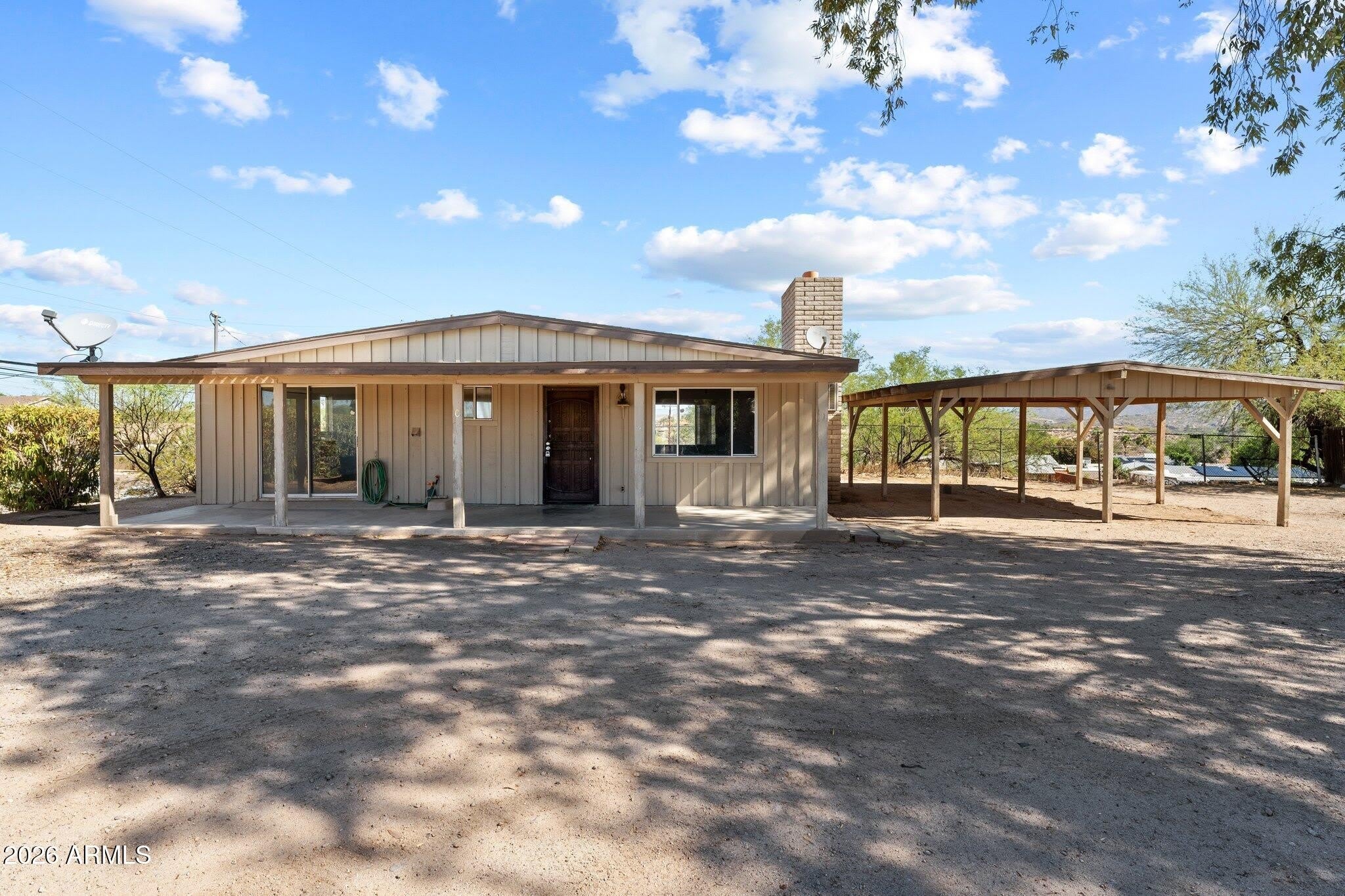 692 W Wickenburg Way – photo 1