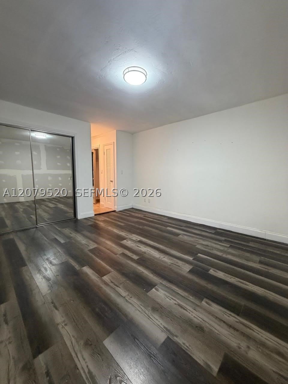 1400 NE 191st St – photo 4
