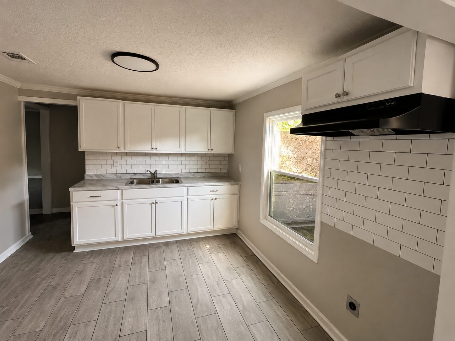 1307 Sample Street – photo 4