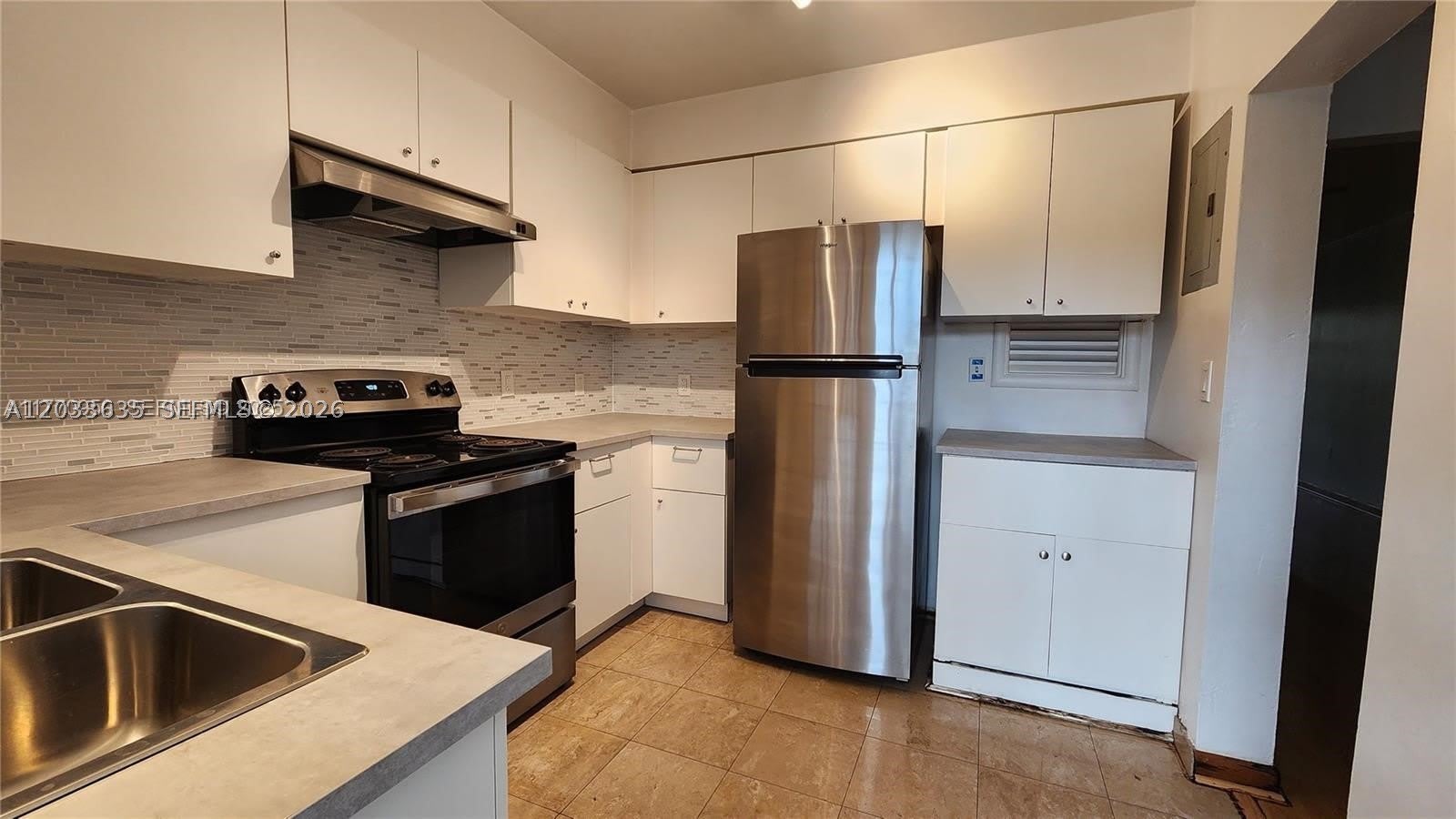 20 Park Dr – photo 2