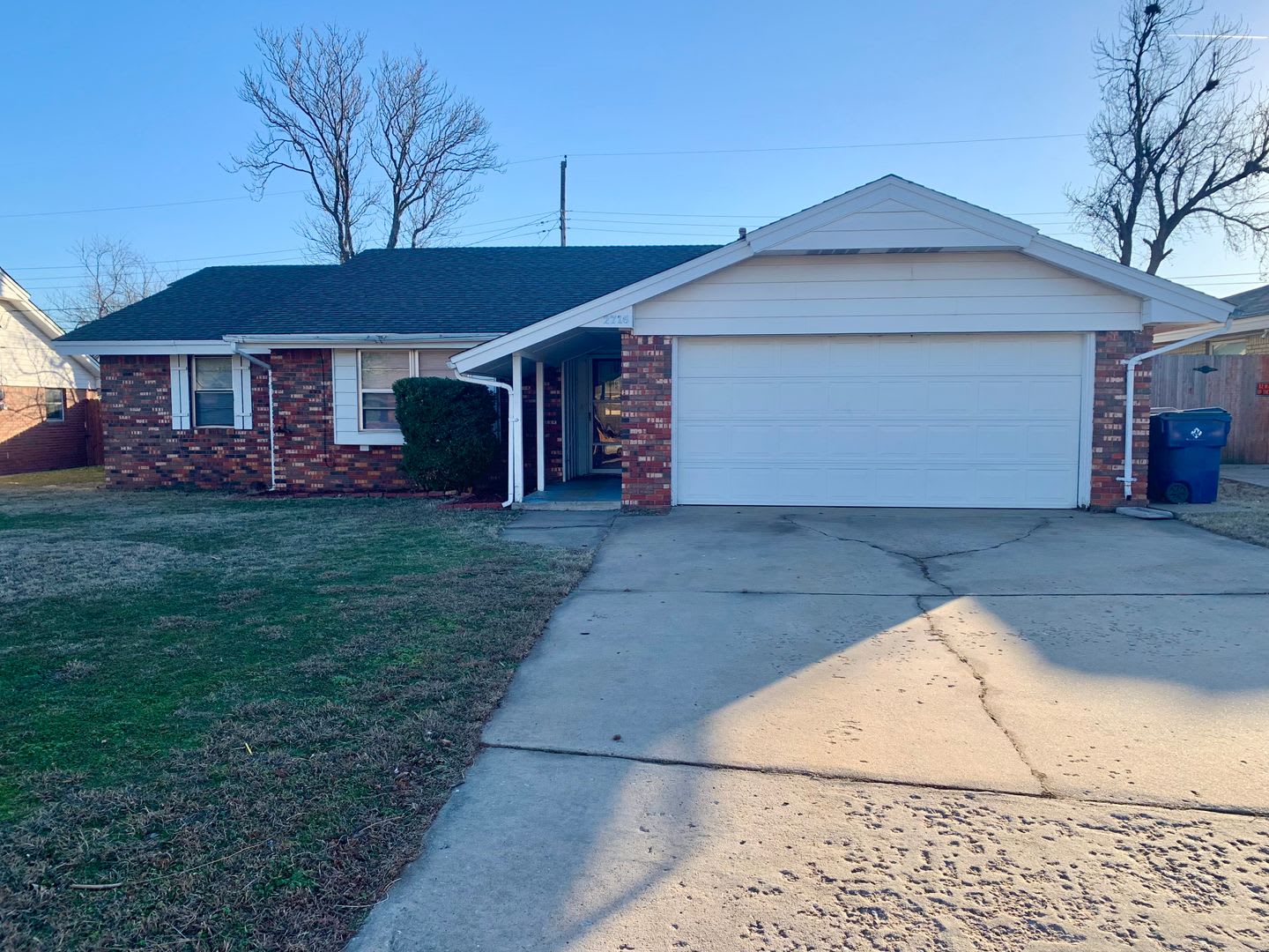 3 Bed, 2 Bath Home in the Village! – photo 1