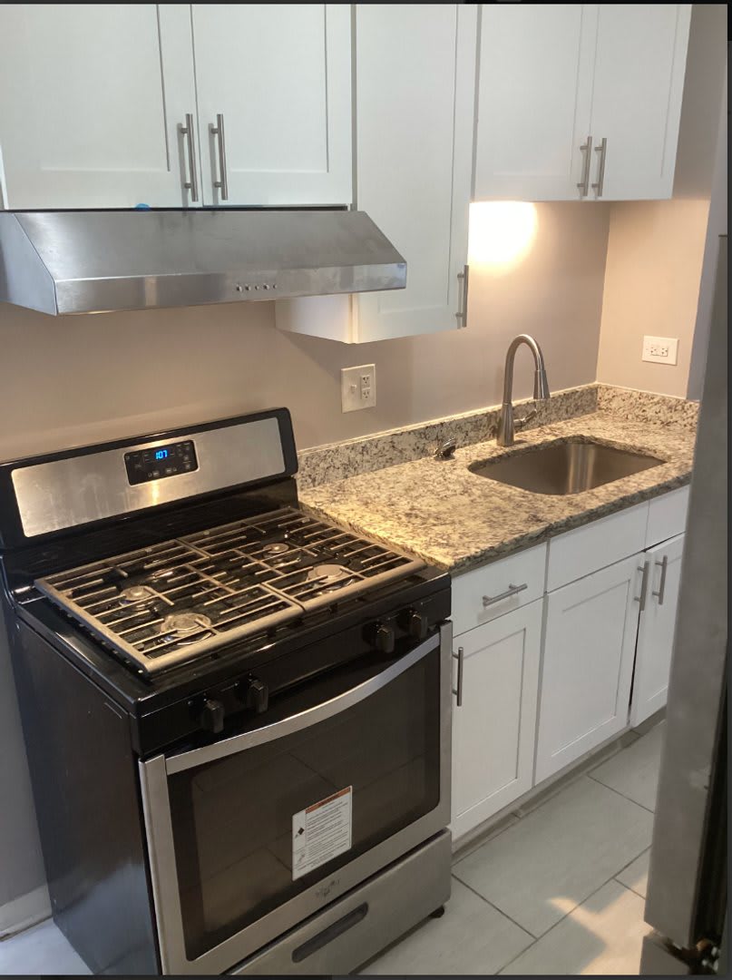 6750 South May St. – photo 2