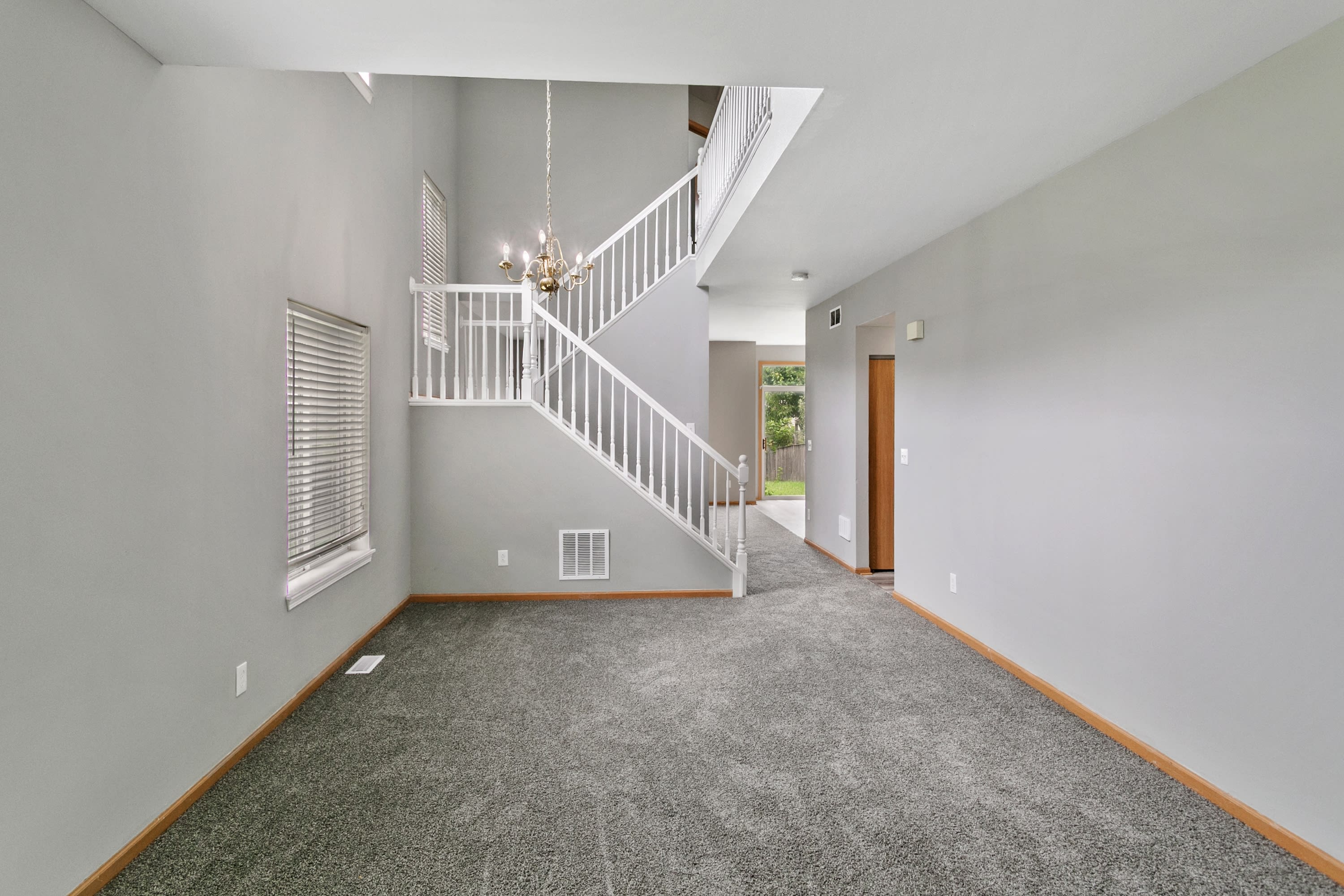 678 Zachary Drive – photo 5