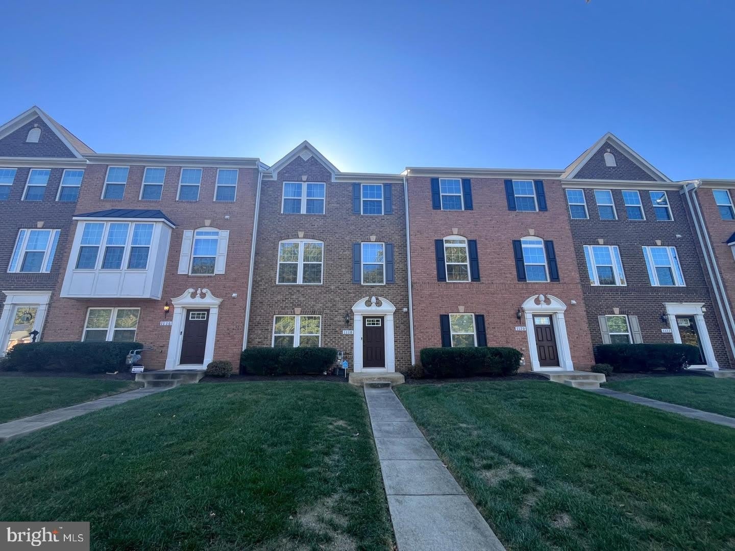 1118 Oakwood Street – photo 1