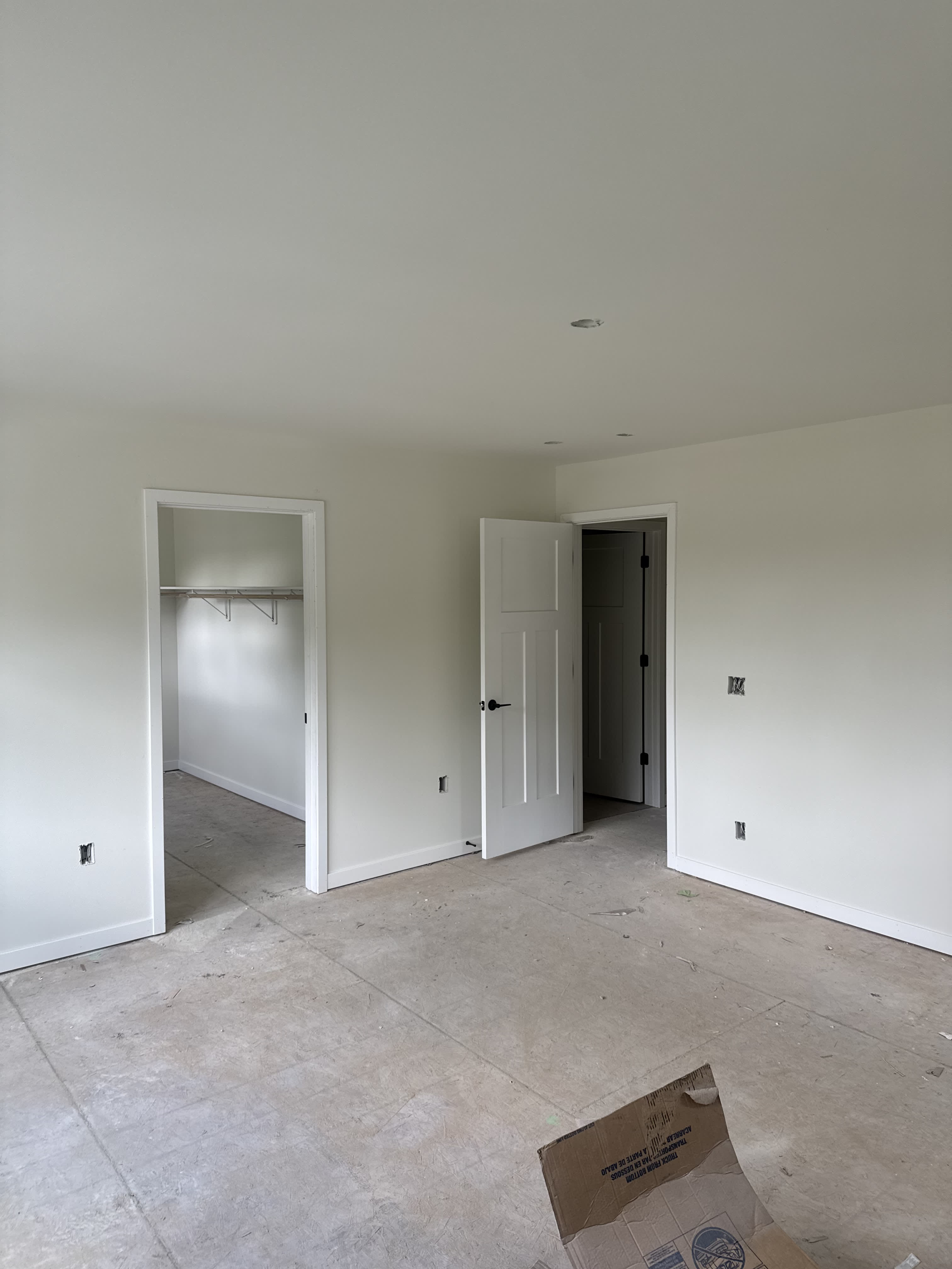 228 Russell Ct – photo 2