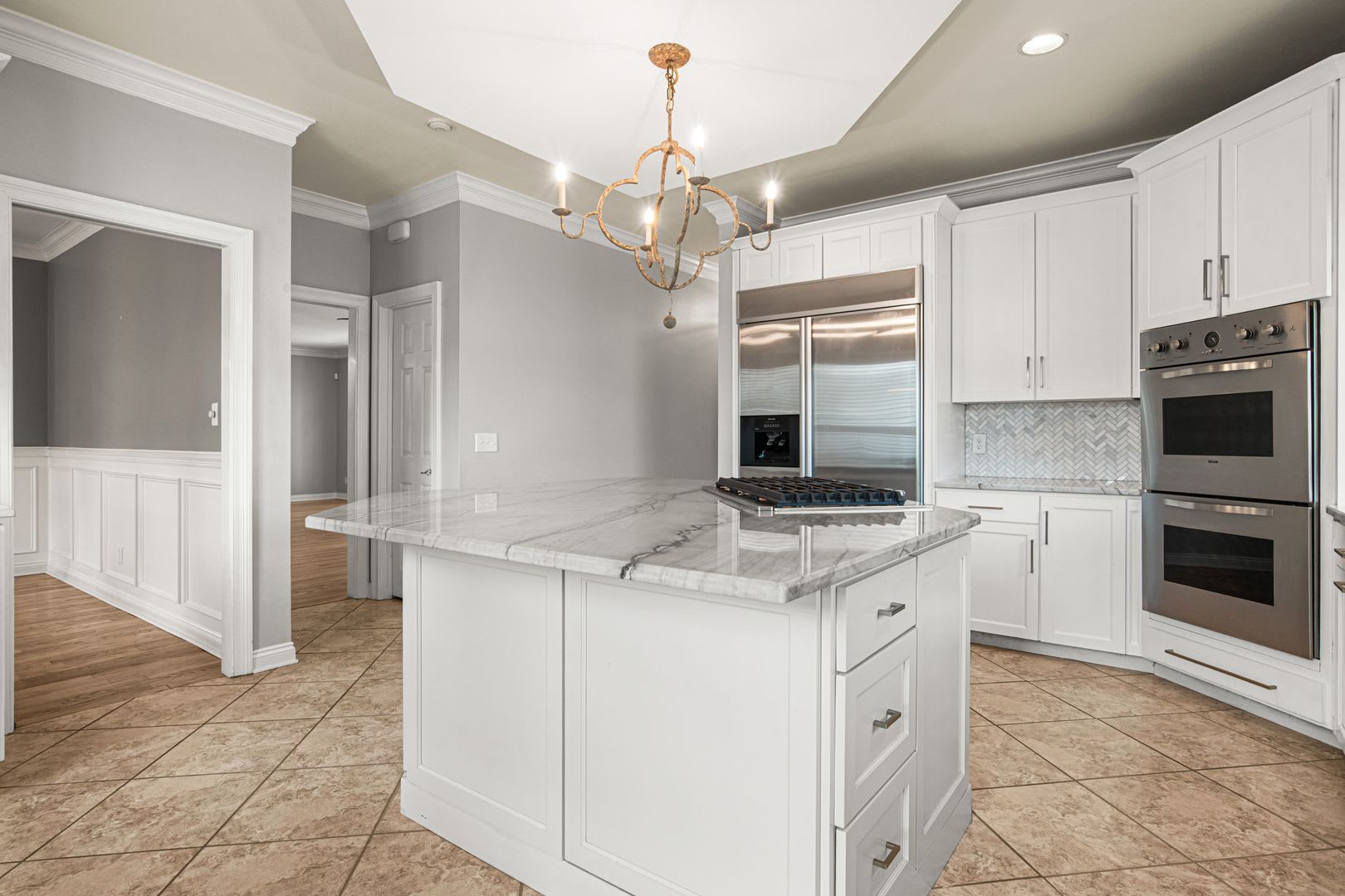Gorgeous Luxury Pool Home in the Desirable Brittany Forge Neighborhood – photo 5
