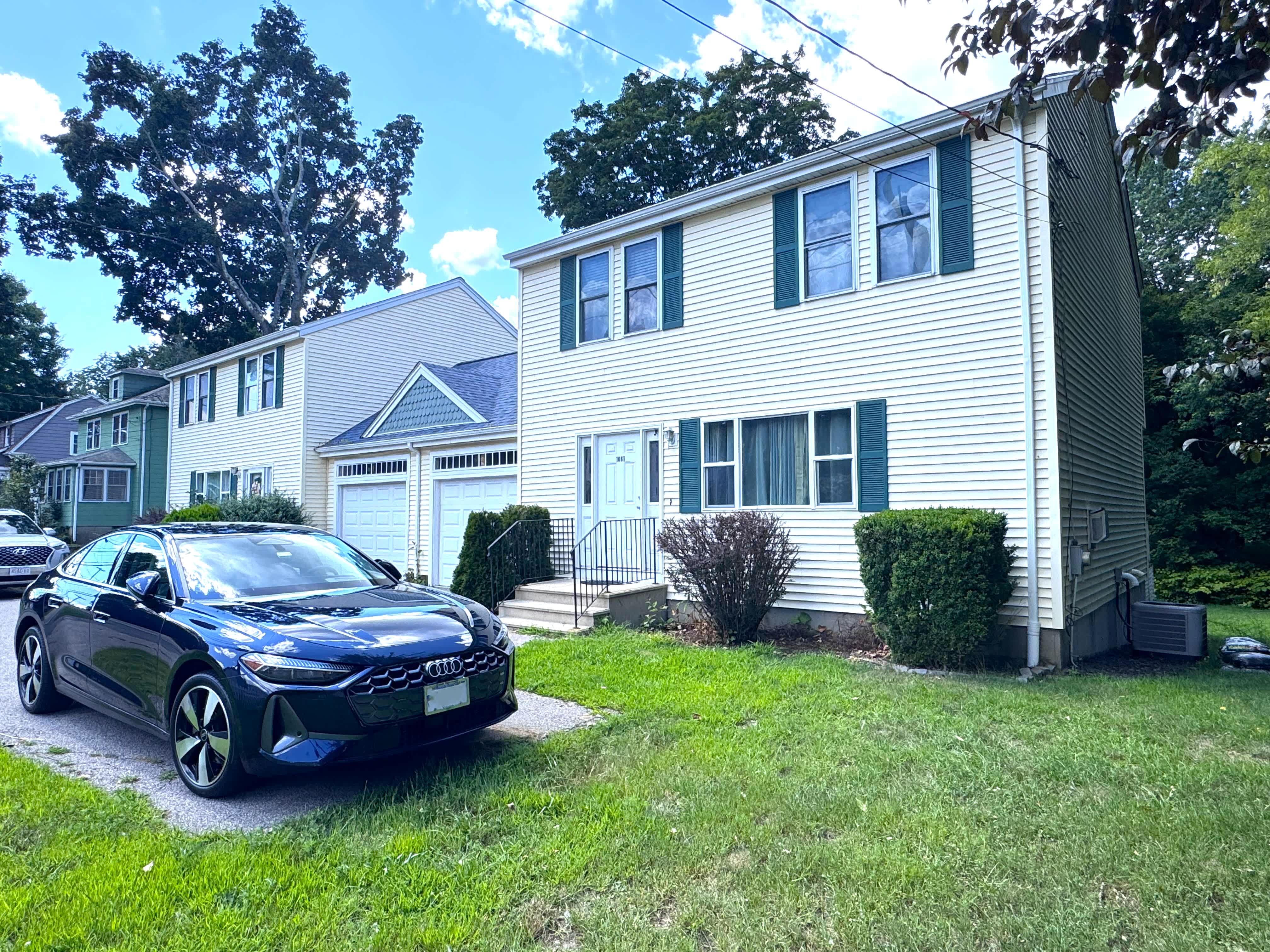 1081 Main St – photo 2