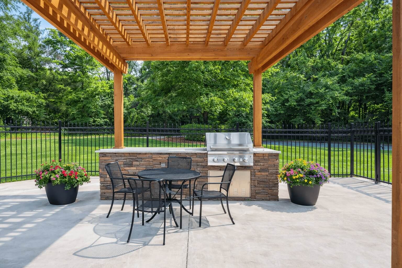Davidson Apartment Homes – photo 2