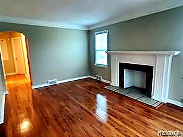 20441 Mitchell Street – photo 4